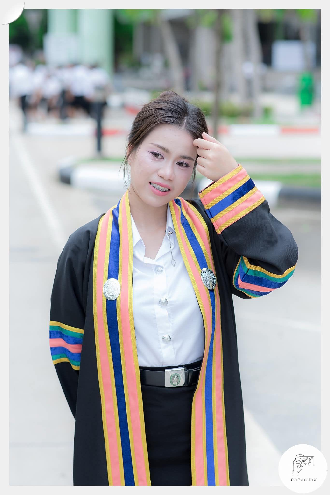 ผลงานรับปริญญา มหาวิทยาลัยราชภัฏนครปฐม โดย มือถือกล้อง ภาพที่ 16