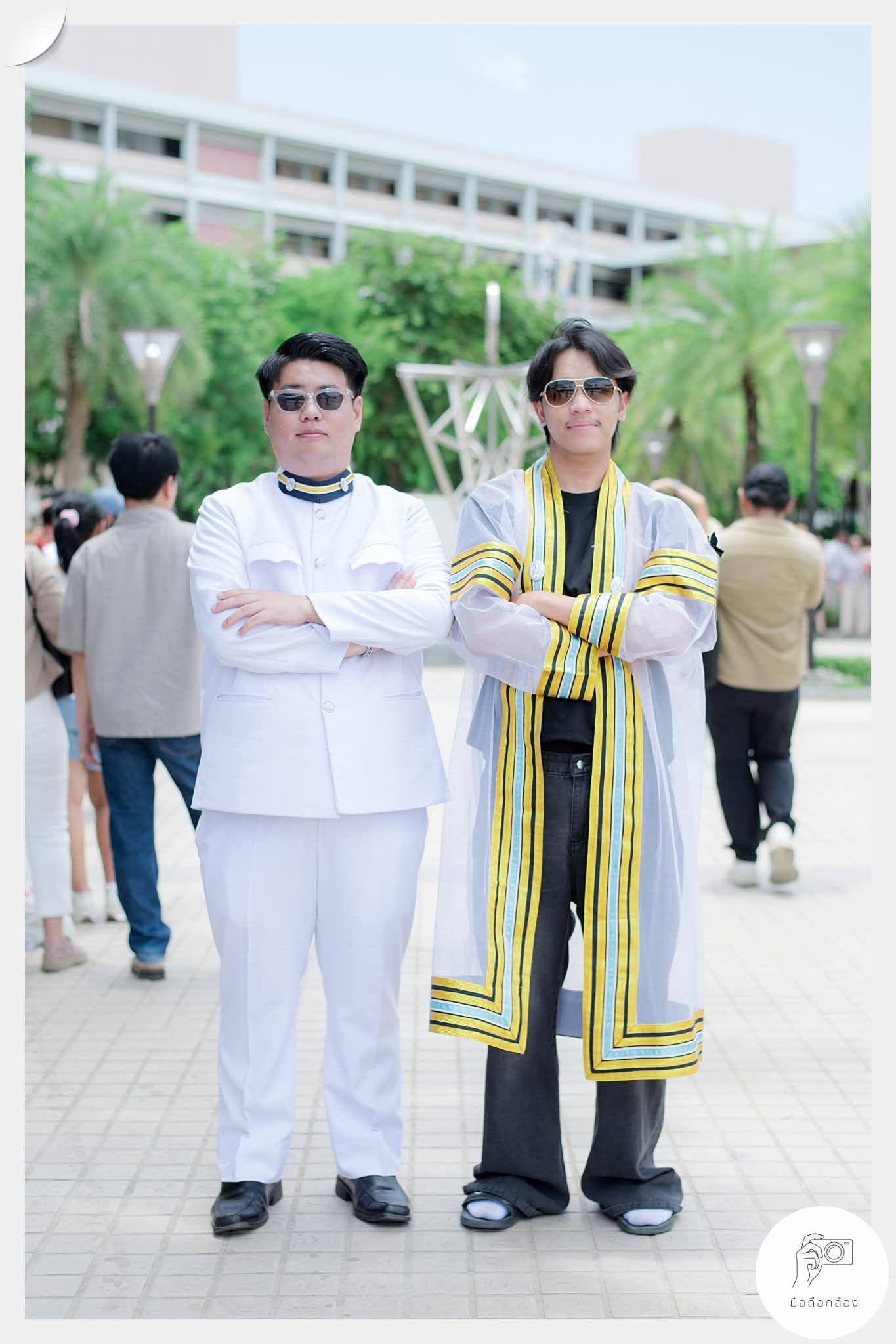 ผลงานรับปริญญา มหาวิทยาลัยราชภัฏสวนสุนันทา โดย มือถือกล้อง ภาพที่ 15