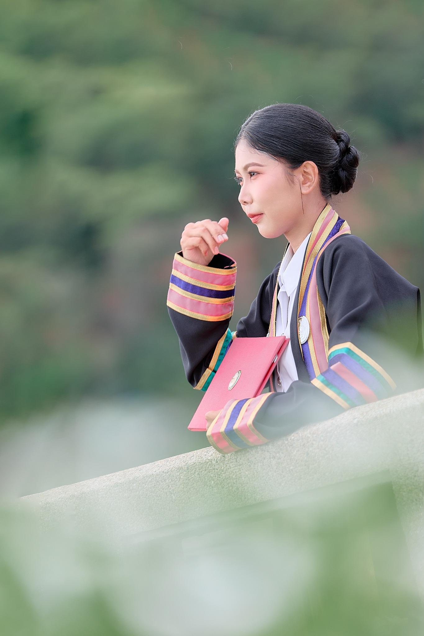 ผลงานรับปริญญา โดย ArwutphotoD ภาพที่ 1