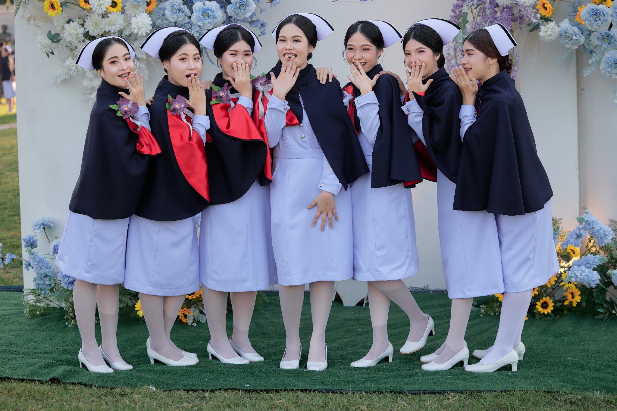 ผลงานรับปริญญา วิทยาลัยพยาบาลบรมราชชนนี โดย ArwutphotoD ภาพที่ 19