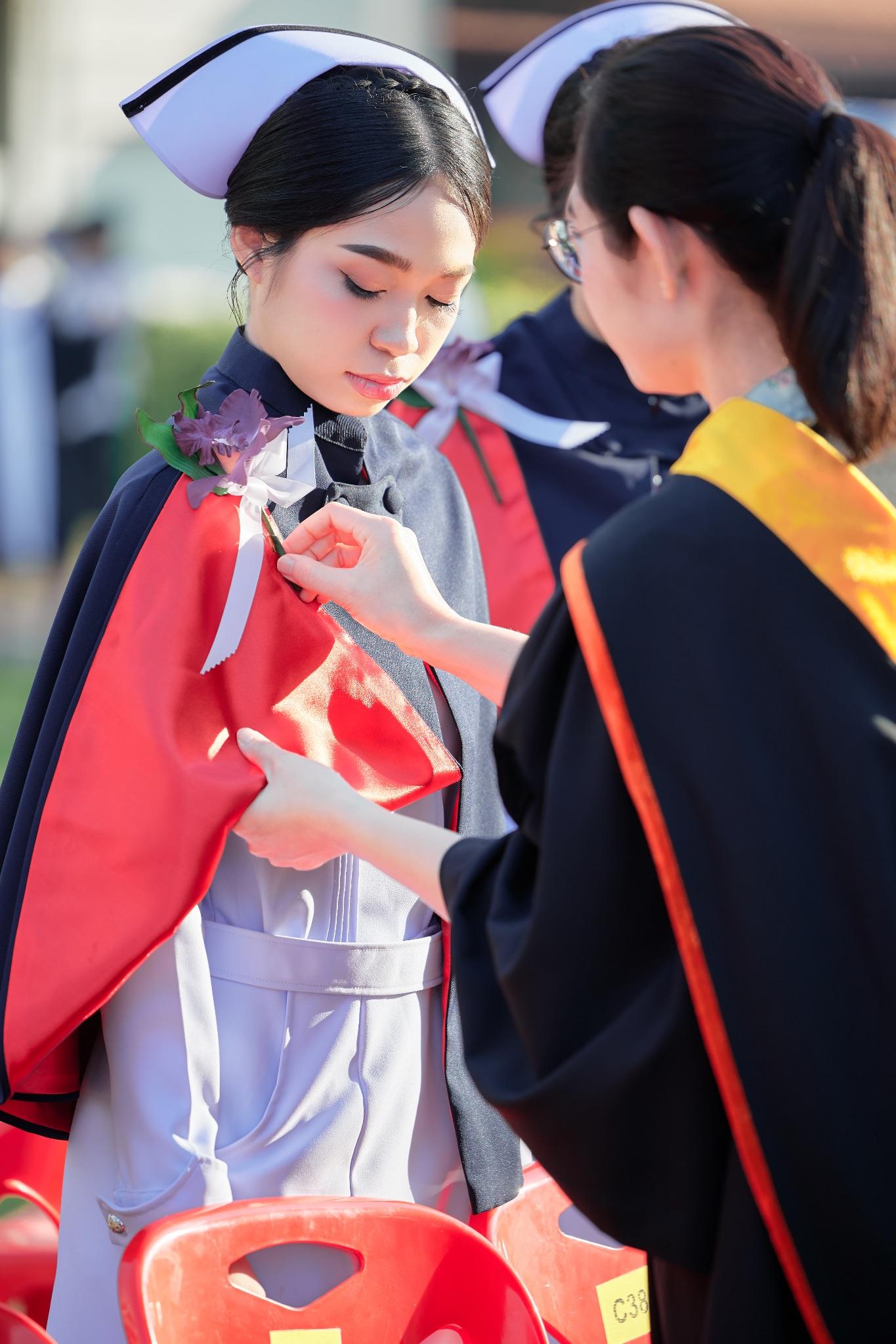 ผลงานรับปริญญา วิทยาลัยพยาบาลบรมราชชนนี โดย ArwutphotoD ภาพที่ 12