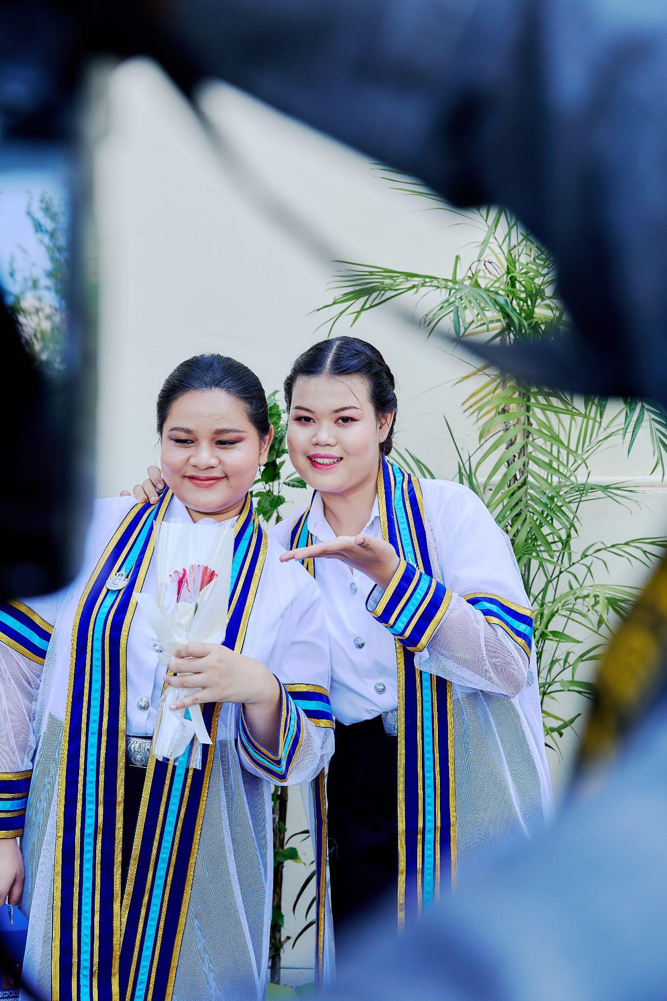 ผลงานรับปริญญา มหาวิทยาลัยเทคโนโลยีราชมงคลธัญบุรี โดย ArwutphotoD ภาพที่ 9