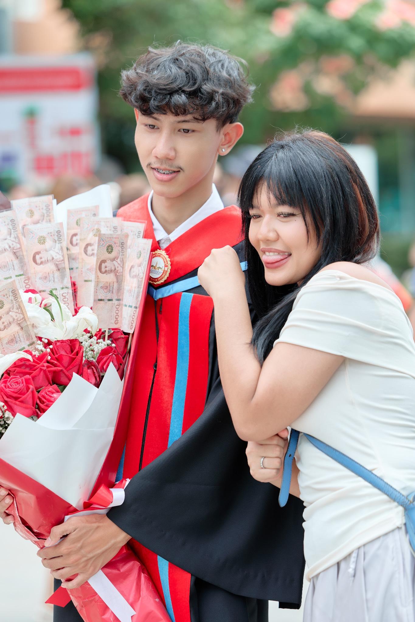 ผลงานรับปริญญา มหาวิทยาลัยกรุงเทพธนบุรี โดย ArwutphotoD ภาพที่ 17