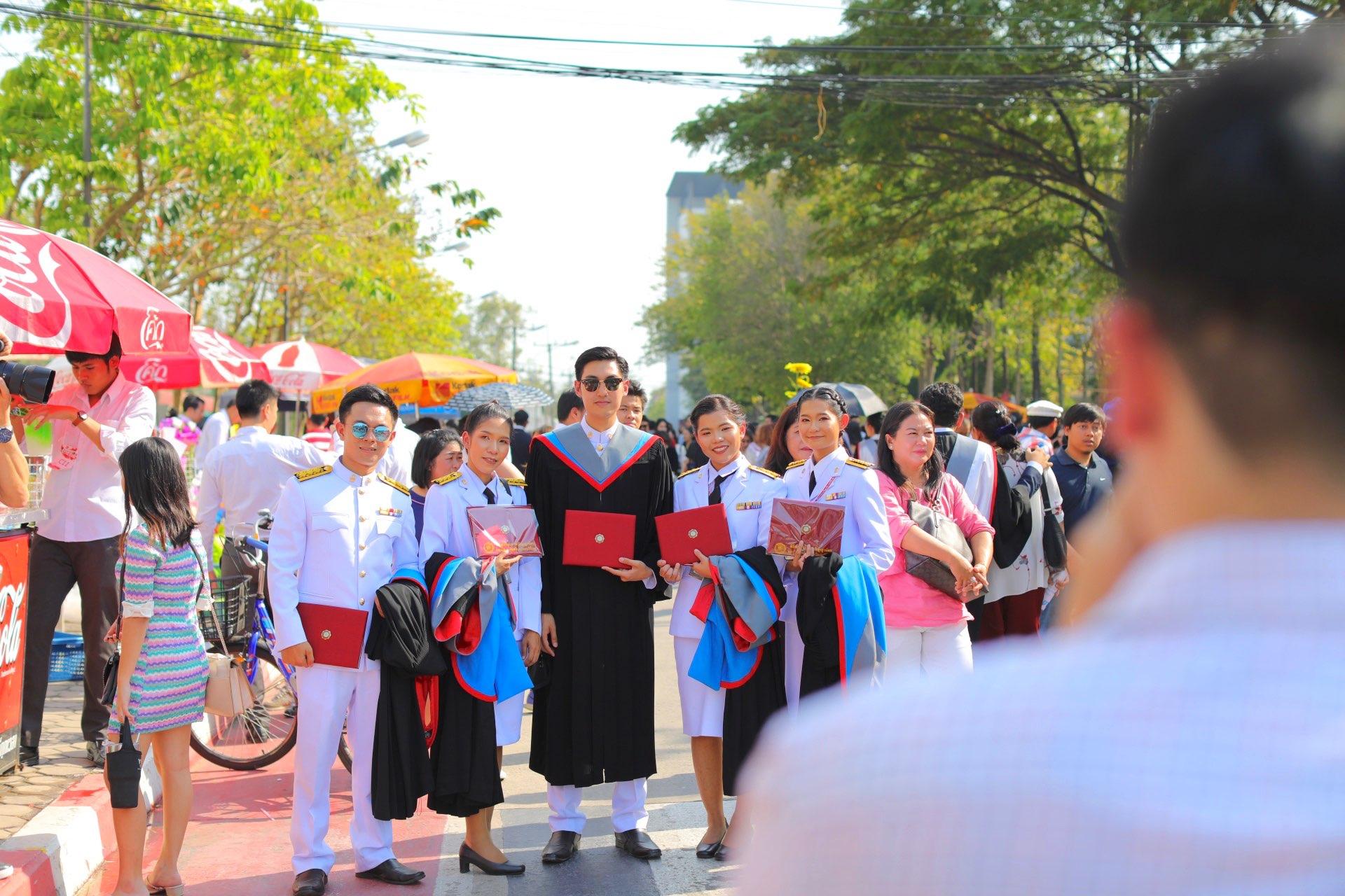 ผลงานรับปริญญา มหาวิทยาลัยศรีนครินทรวิโรฒ โดย ArwutphotoD ภาพที่ 13