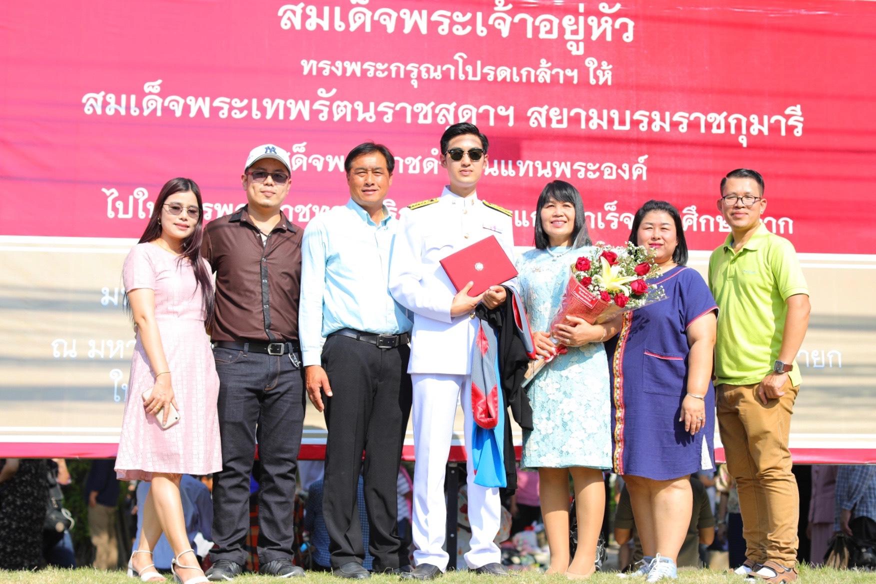 ผลงานรับปริญญา มหาวิทยาลัยศรีนครินทรวิโรฒ โดย ArwutphotoD ภาพที่ 3