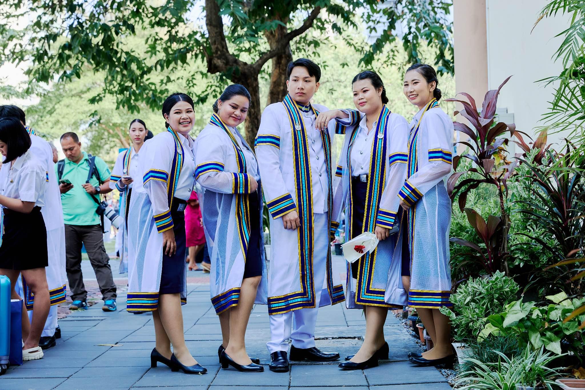 ผลงานรับปริญญา มหาวิทยาลัยเทคโนโลยีราชมงคลธัญบุรี โดย ArwutphotoD ภาพที่ 2
