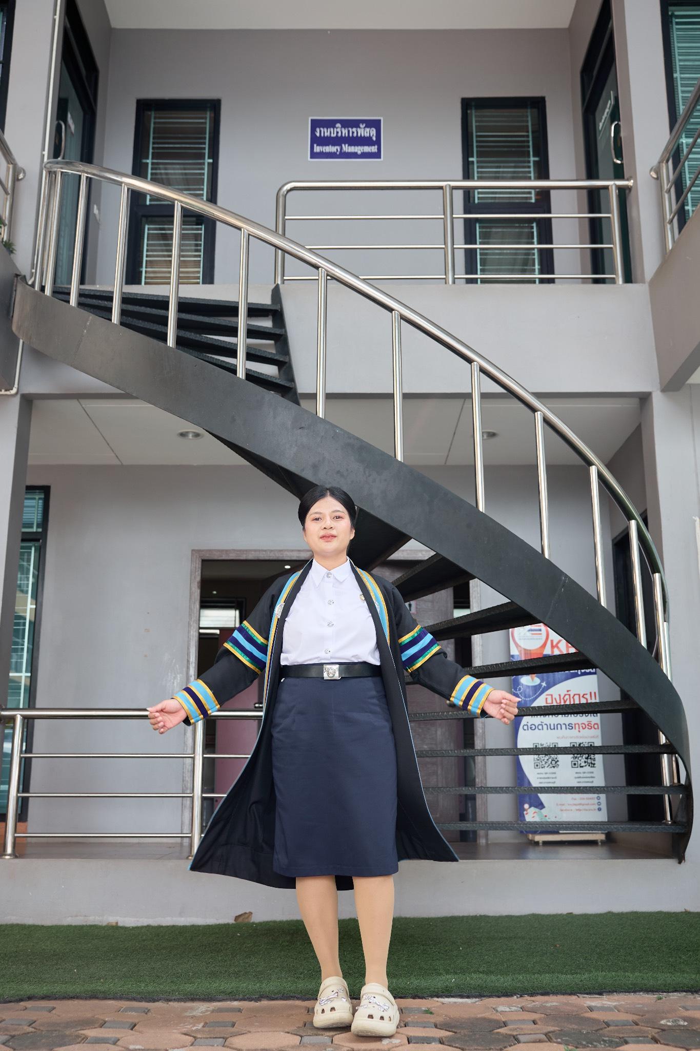 ผลงานรับปริญญา มหาวิทยาลัยราชภัฏกาญจนบุรี โดย ArwutphotoD ภาพที่ 3