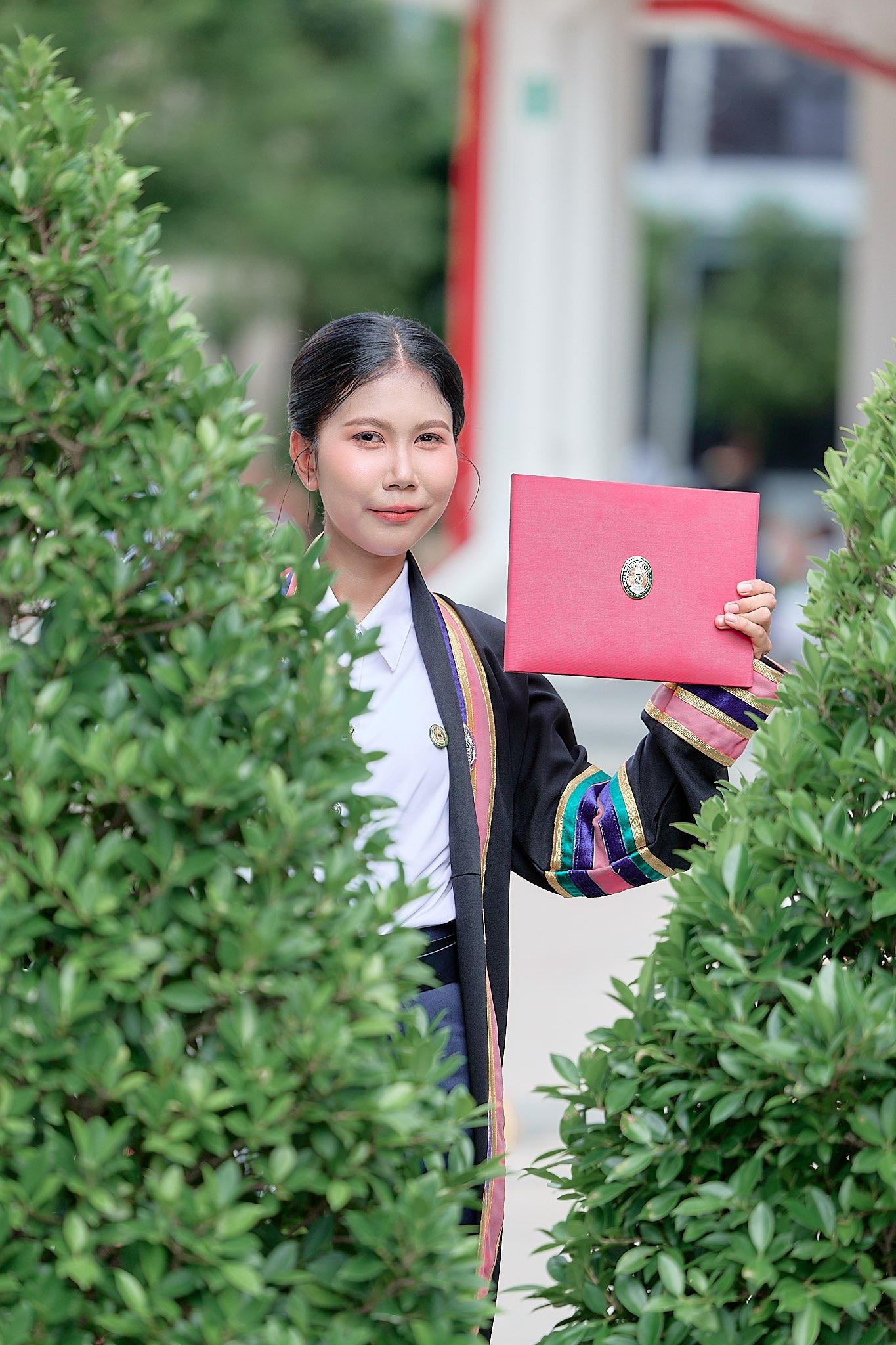 ผลงานรับปริญญา มหาวิทยาลัยราชภัฏนครปฐม โดย ArwutphotoD ภาพที่ 18