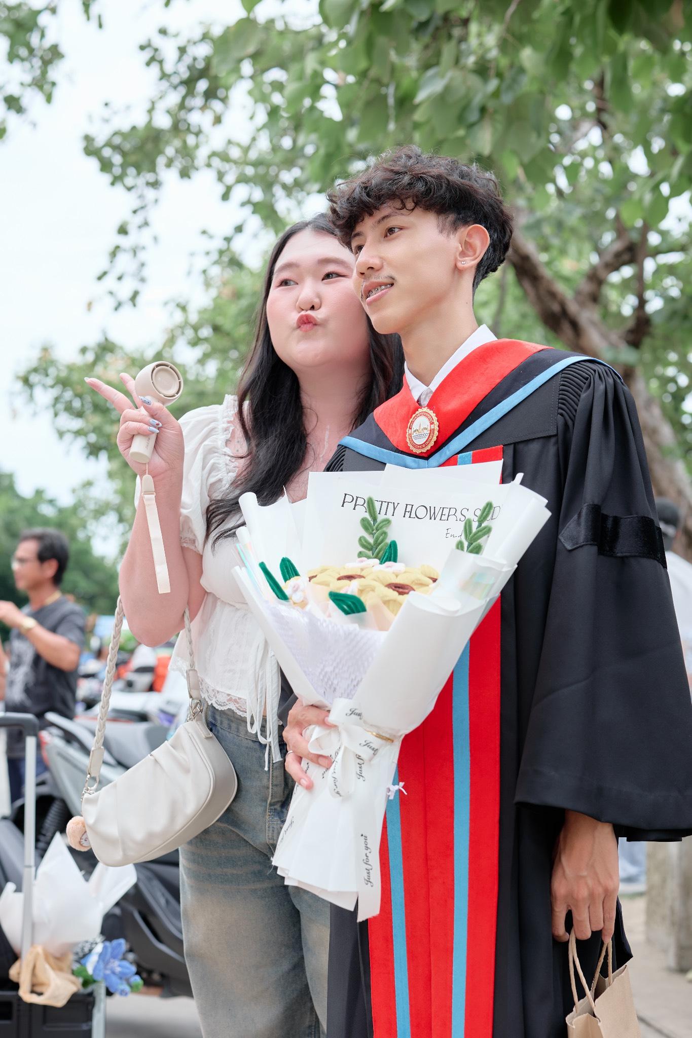 ผลงานรับปริญญา มหาวิทยาลัยกรุงเทพธนบุรี โดย ArwutphotoD ภาพที่ 19