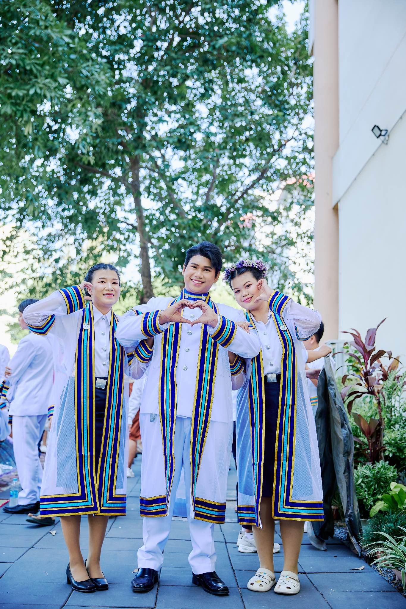 ผลงานรับปริญญา มหาวิทยาลัยเทคโนโลยีราชมงคลธัญบุรี โดย ArwutphotoD ภาพที่ 14