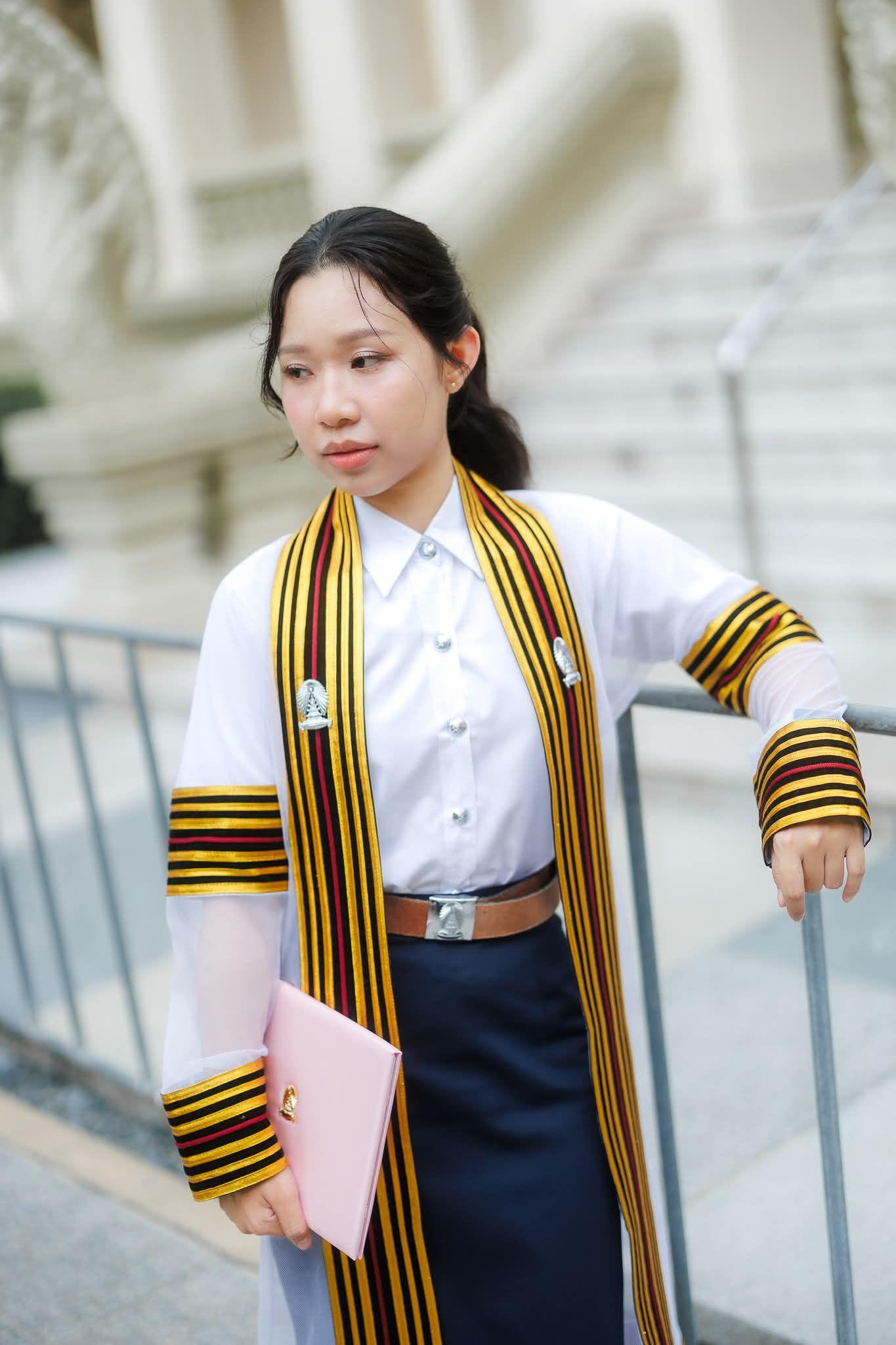 ผลงานรับปริญญา จุฬาลงกรณ์มหาวิทยาลัย โดย ถ่ายกับฟิล์ม ภาพที่ 14