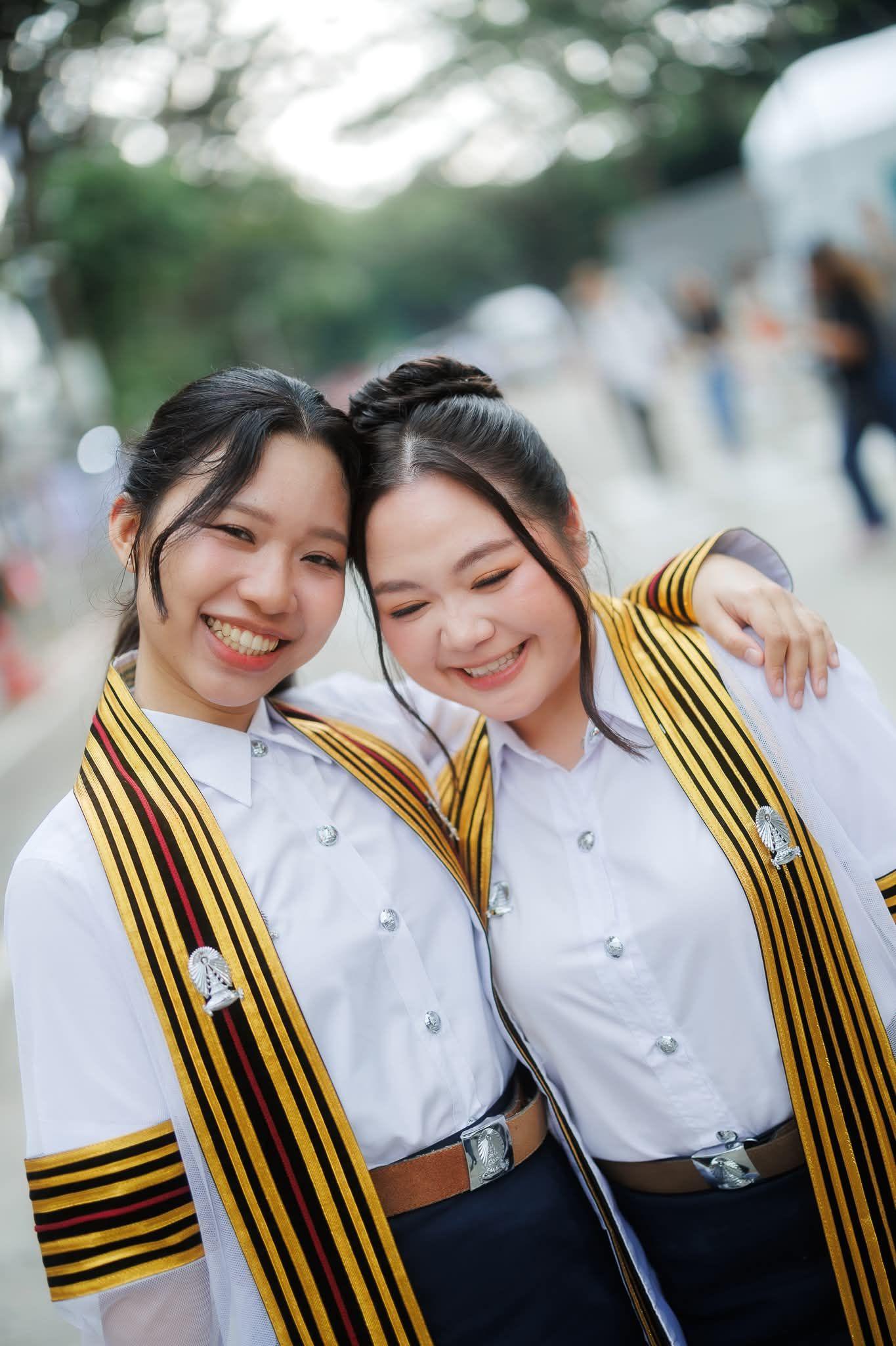 ผลงานรับปริญญา จุฬาลงกรณ์มหาวิทยาลัย โดย ถ่ายกับฟิล์ม ภาพที่ 11