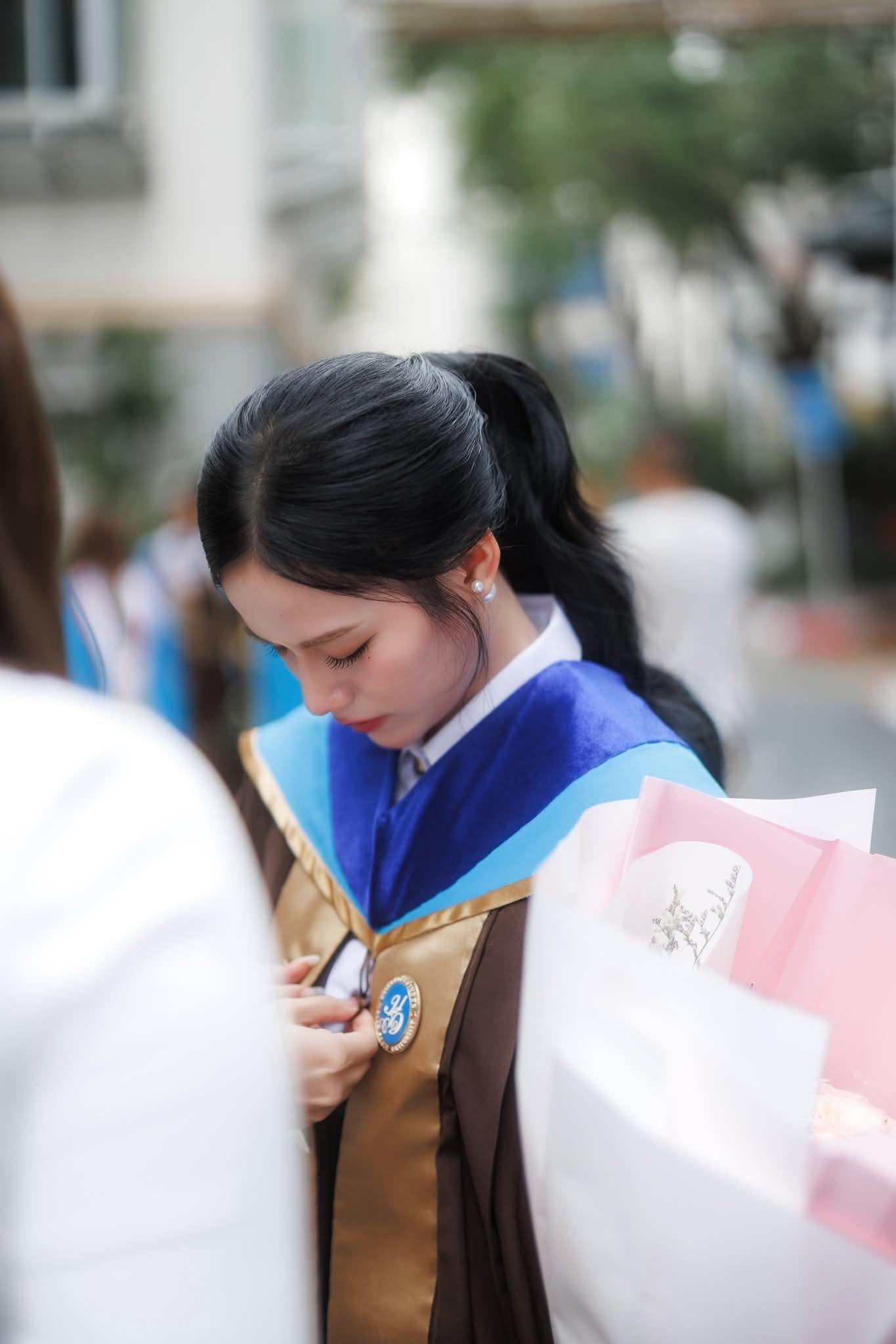 ผลงานรับปริญญา มหาวิทยาลัยสวนดุสิต โดย ถ่ายกับฟิล์ม ภาพที่ 6