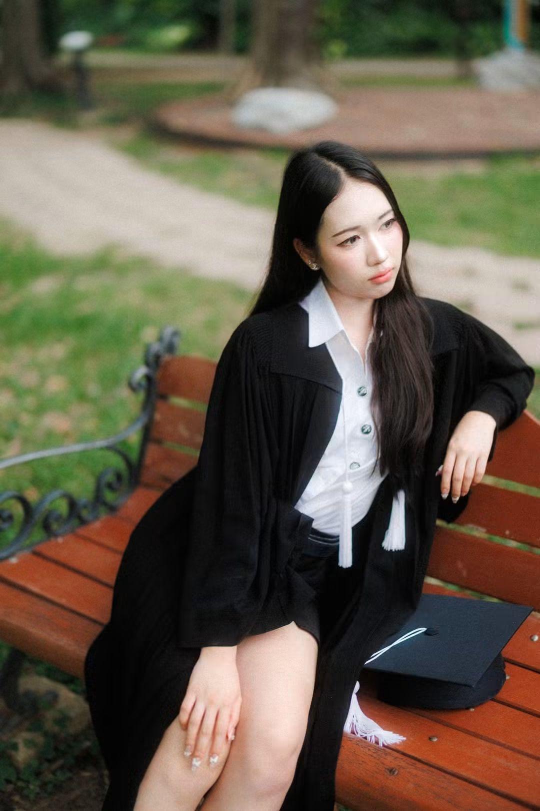 ผลงานรับปริญญา มหาวิทยาลัยเกษตรศาสตร์ โดย ถ่ายกับฟิล์ม ภาพที่ 4