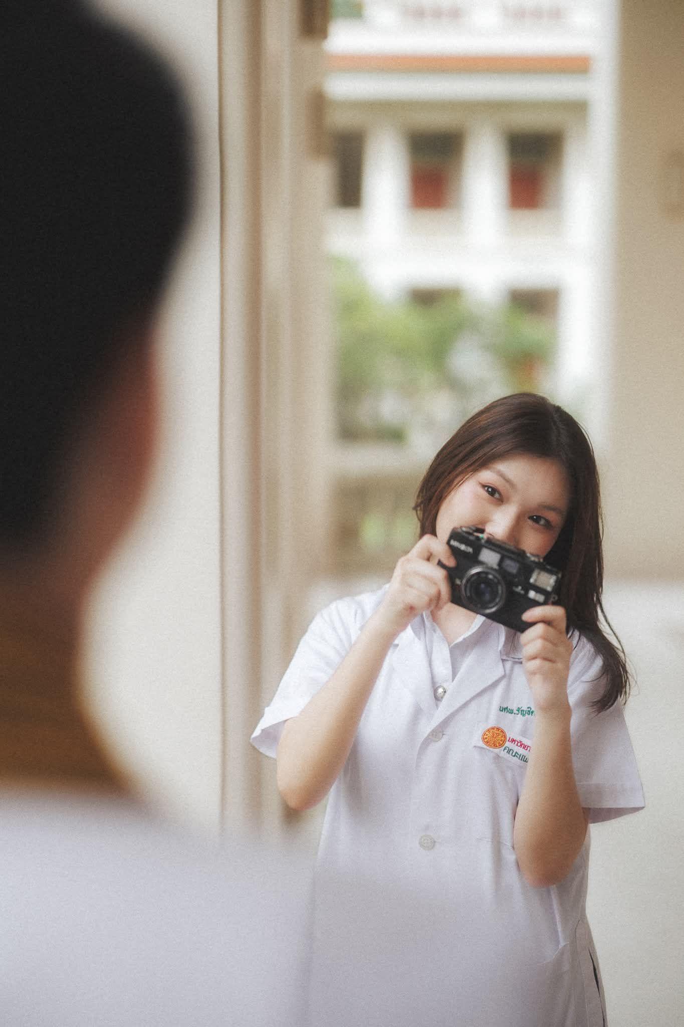 ผลงานรับปริญญา จุฬาลงกรณ์มหาวิทยาลัย โดย ถ่ายกับฟิล์ม ภาพที่ 7