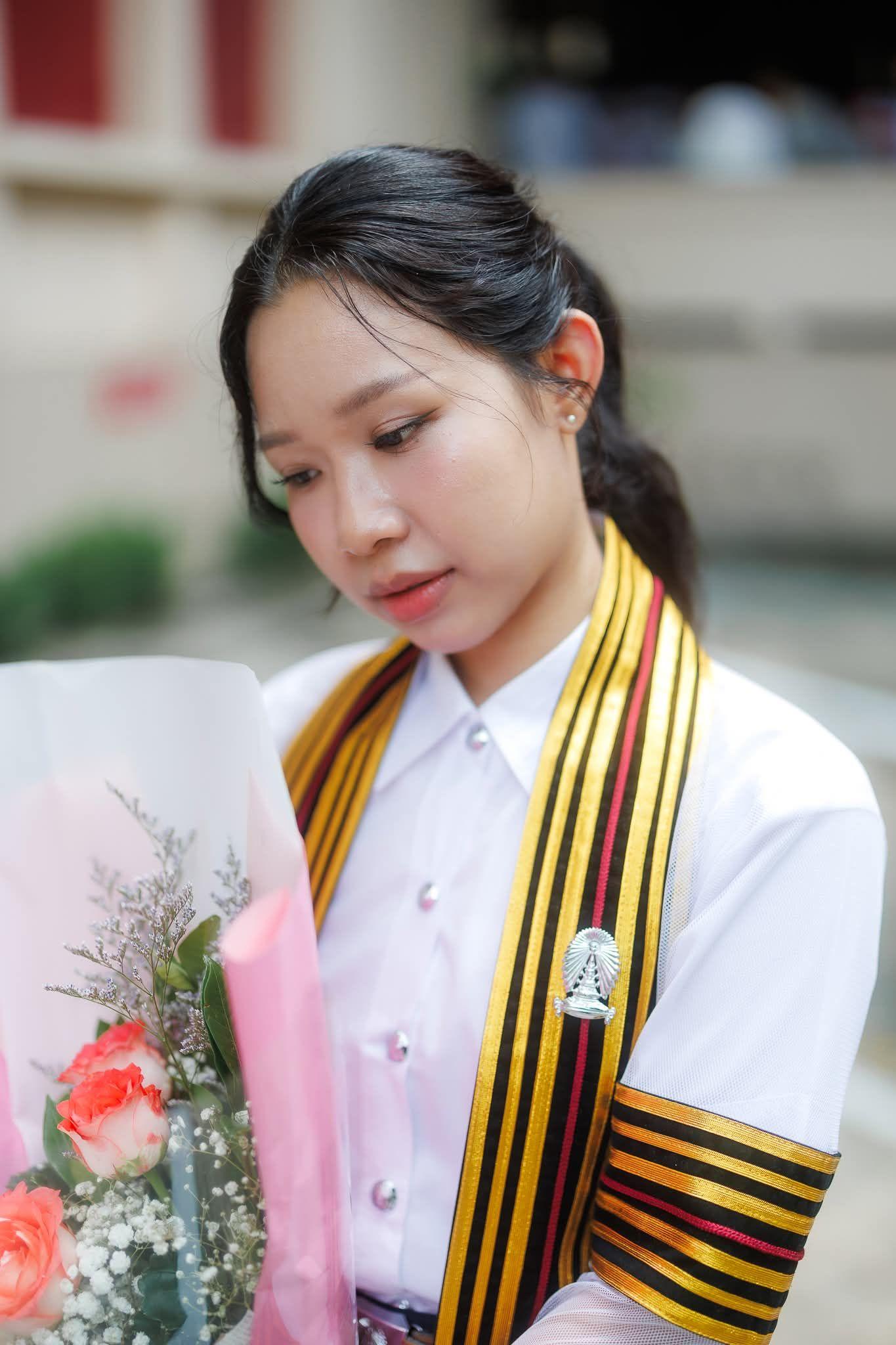 ผลงานรับปริญญา จุฬาลงกรณ์มหาวิทยาลัย โดย ถ่ายกับฟิล์ม ภาพที่ 6