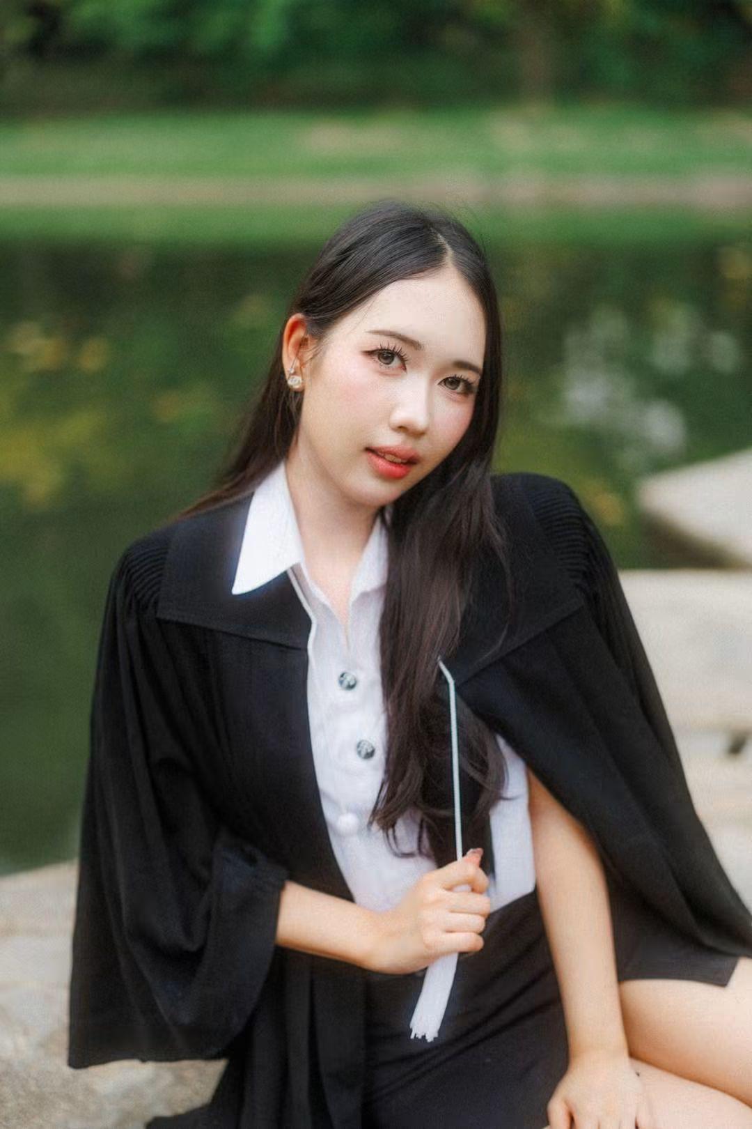ผลงานรับปริญญา มหาวิทยาลัยเกษตรศาสตร์ โดย ถ่ายกับฟิล์ม ภาพที่ 12