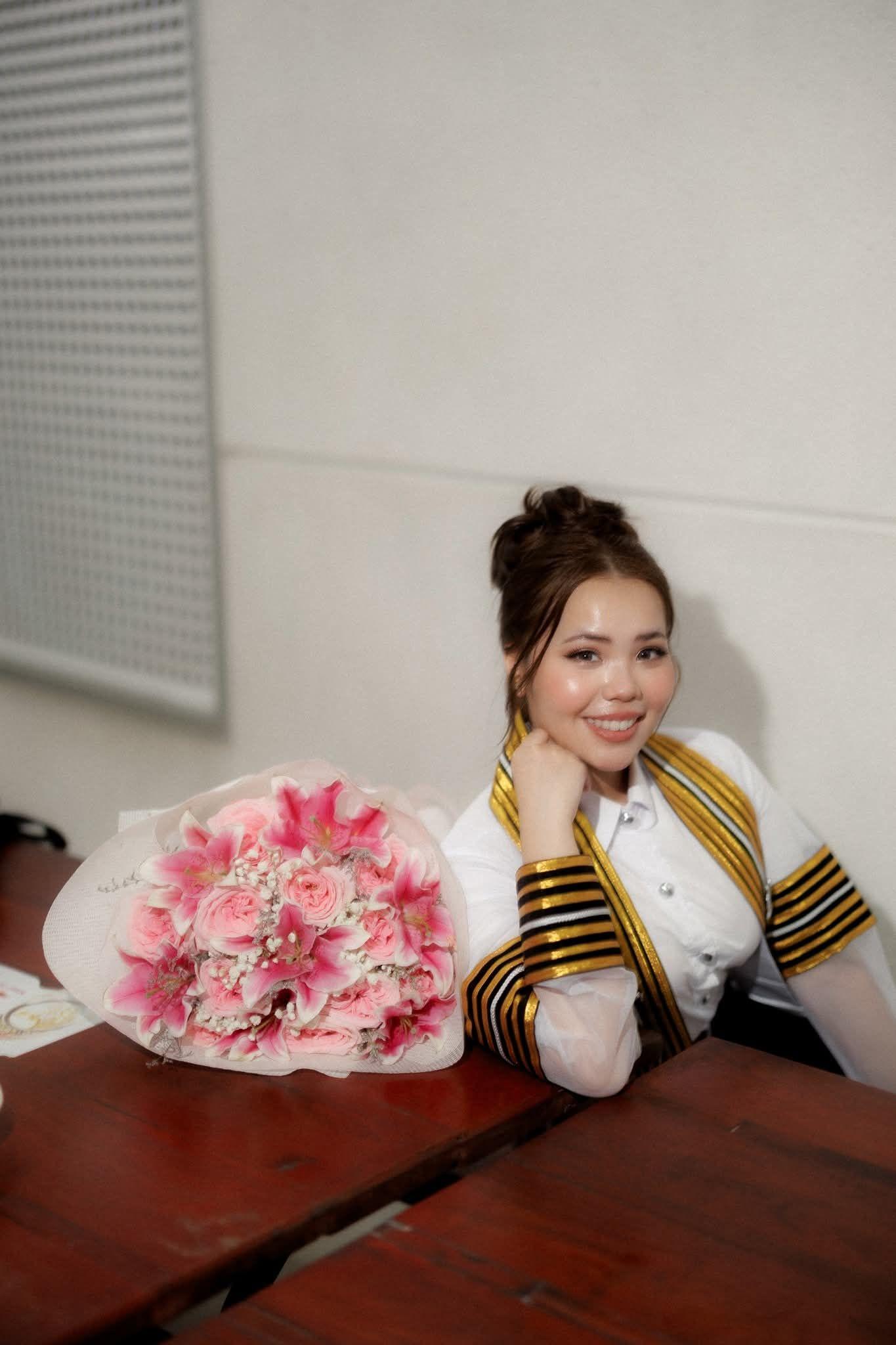 ผลงานรับปริญญา จุฬาลงกรณ์มหาวิทยาลัย โดย ถ่ายกับฟิล์ม ภาพที่ 11