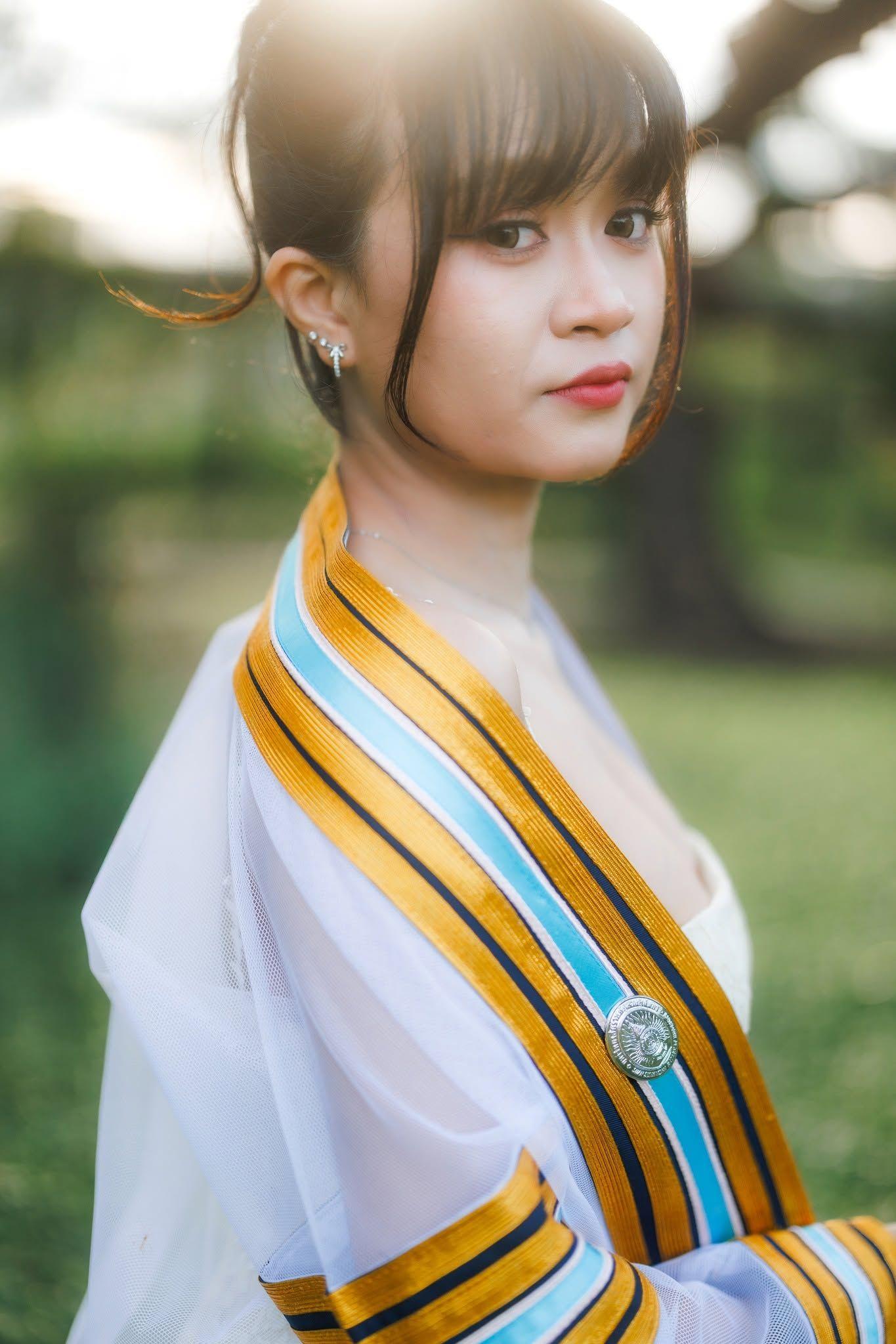 ผลงานรับปริญญา มหาวิทยาลัยราชภัฏสวนสุนันทา โดย ถ่ายกับฟิล์ม ภาพที่ 17