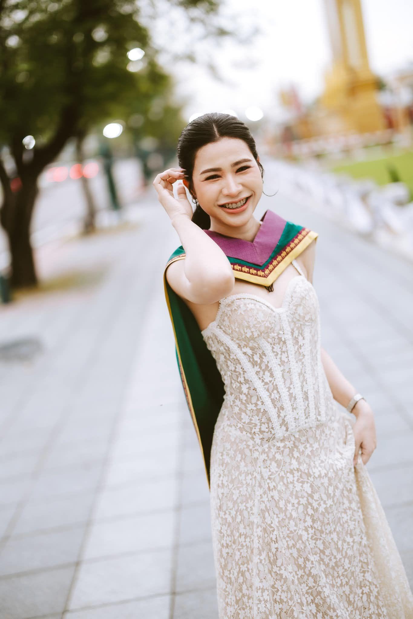 ผลงานรับปริญญา มหาวิทยาลัยราชภัฏสุรินทร์ โดย ถ่ายกับฟิล์ม ภาพที่ 8