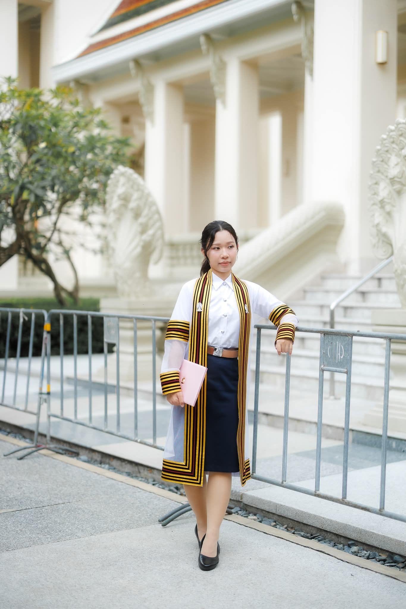 ผลงานรับปริญญา จุฬาลงกรณ์มหาวิทยาลัย โดย ถ่ายกับฟิล์ม ภาพที่ 8