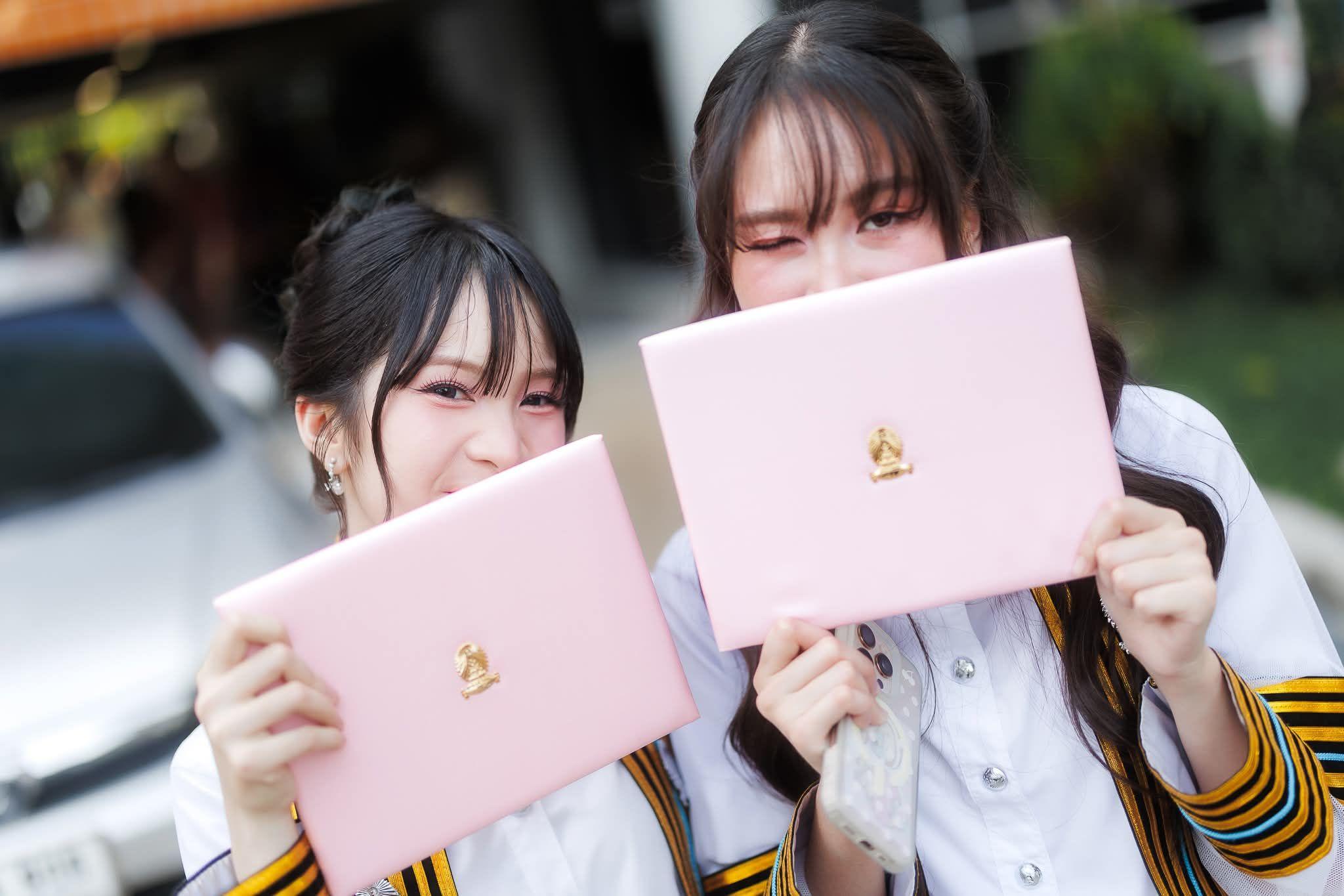 ผลงานรับปริญญา จุฬาลงกรณ์มหาวิทยาลัย โดย ถ่ายกับฟิล์ม ภาพที่ 15