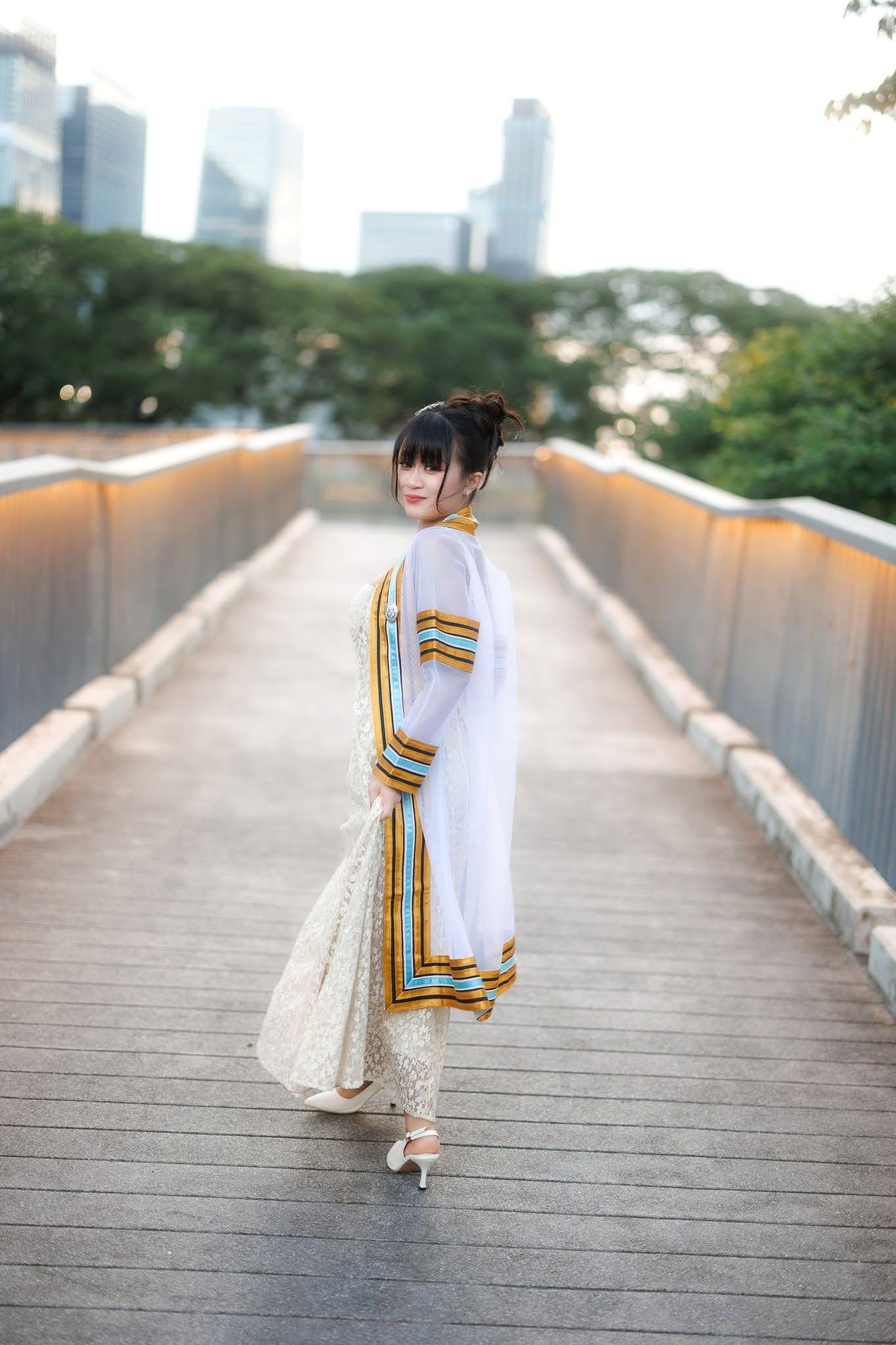 ผลงานรับปริญญา มหาวิทยาลัยราชภัฏสวนสุนันทา โดย ถ่ายกับฟิล์ม ภาพที่ 15