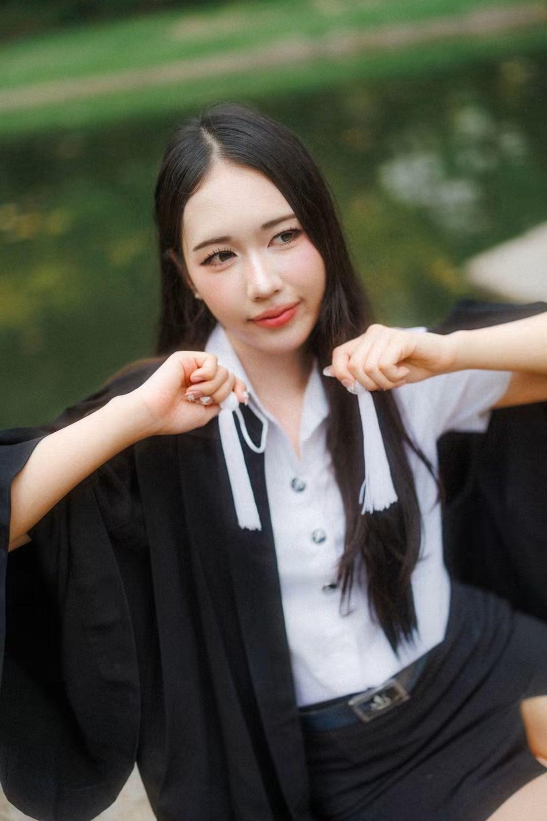 ผลงานรับปริญญา มหาวิทยาลัยเกษตรศาสตร์ โดย ถ่ายกับฟิล์ม ภาพที่ 11