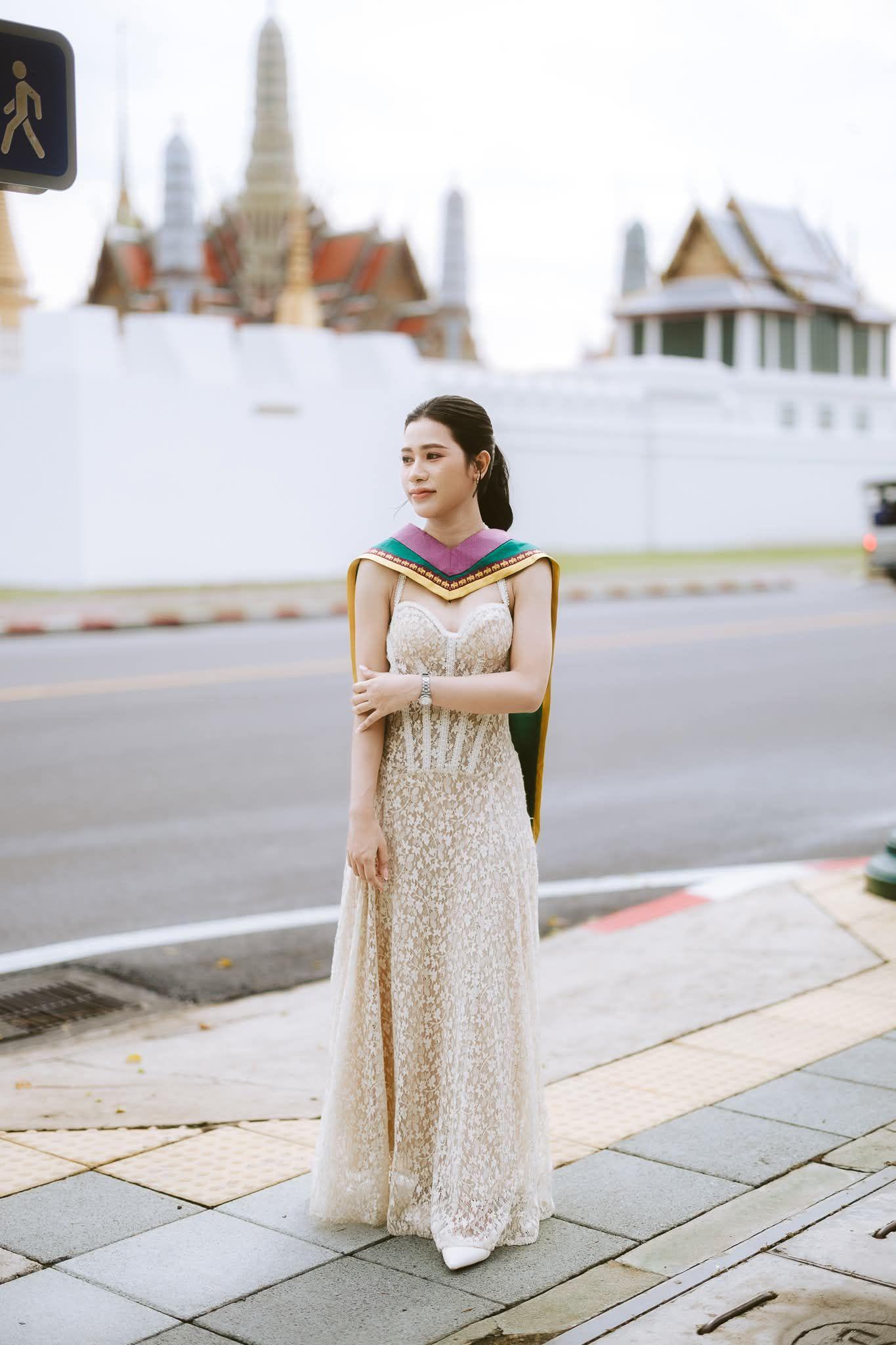 ผลงานรับปริญญา มหาวิทยาลัยราชภัฏสุรินทร์ โดย ถ่ายกับฟิล์ม ภาพที่ 12
