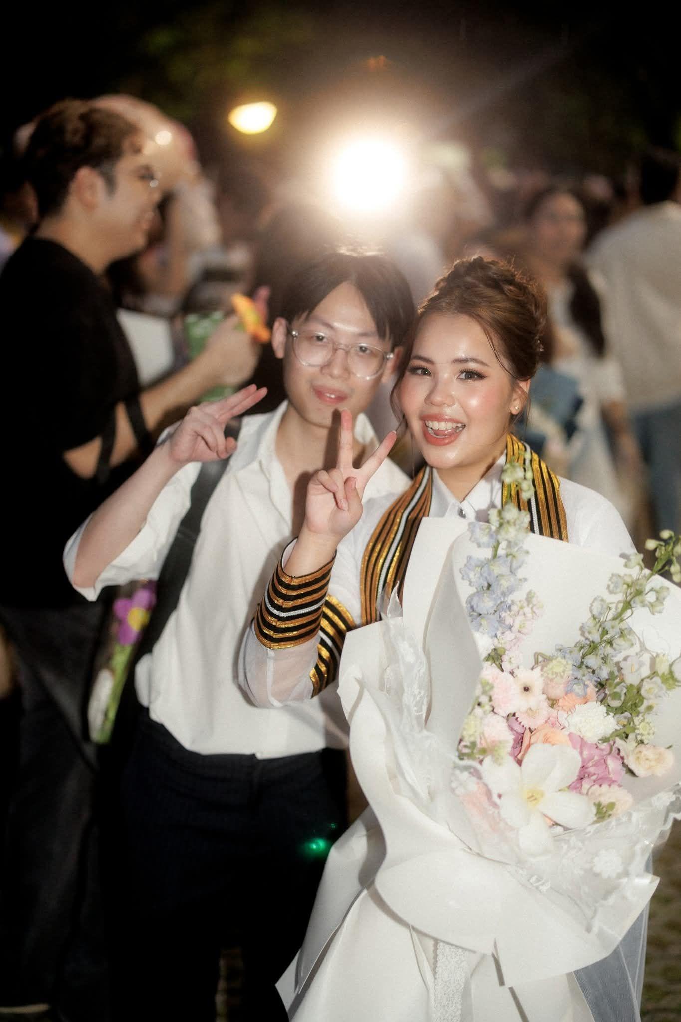 ผลงานรับปริญญา จุฬาลงกรณ์มหาวิทยาลัย โดย ถ่ายกับฟิล์ม ภาพที่ 18