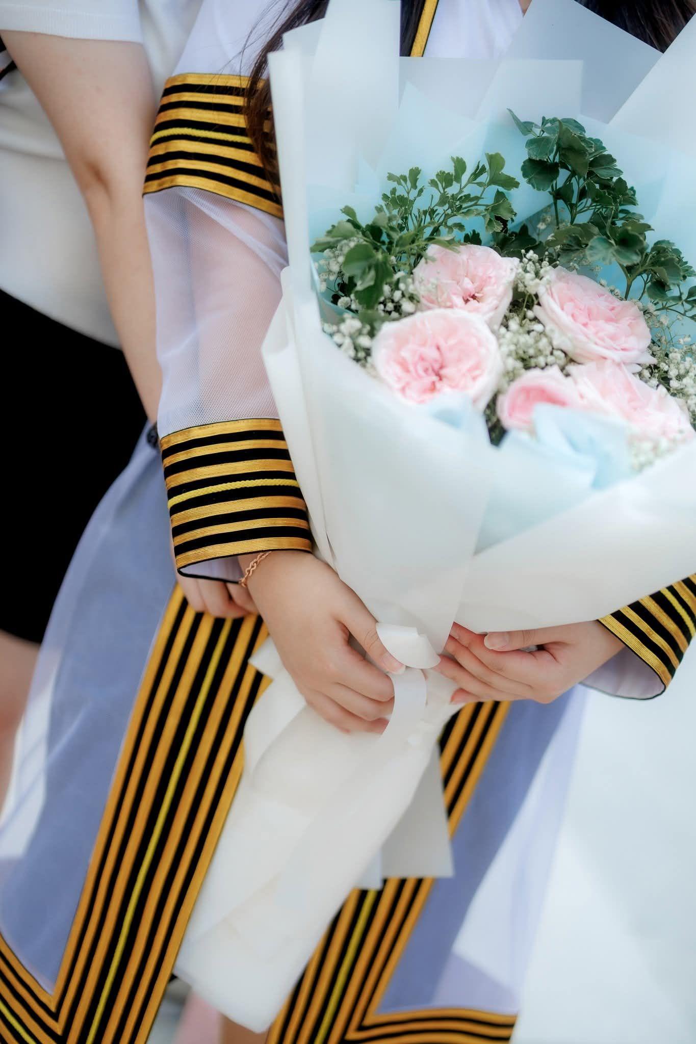 ผลงานรับปริญญา จุฬาลงกรณ์มหาวิทยาลัย โดย ถ่ายกับฟิล์ม ภาพที่ 8