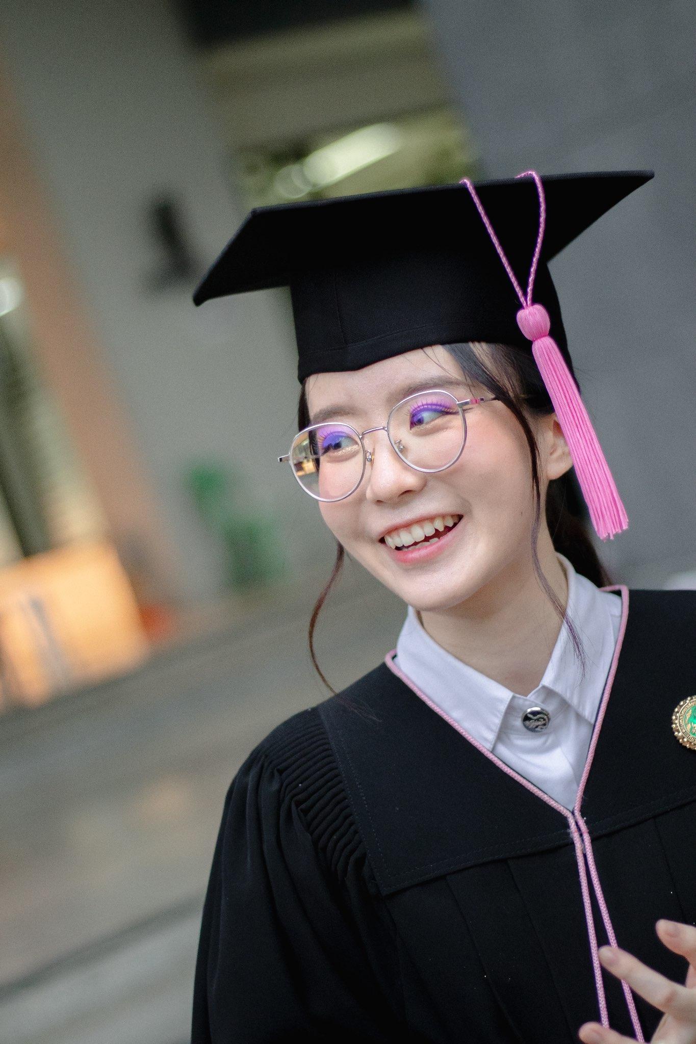 ผลงานรับปริญญา มหาวิทยาลัยเกษตรศาสตร์ โดย Kh.allery ภาพที่ 8