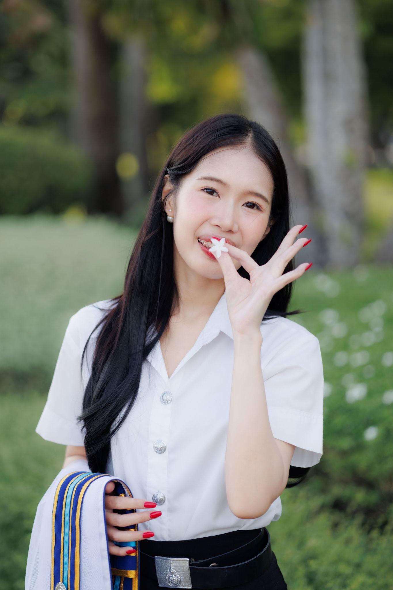 ผลงานรับปริญญา มหาวิทยาลัยเทคโนโลยีราชมงคลธัญบุรี โดย Benz photoo ภาพที่ 2