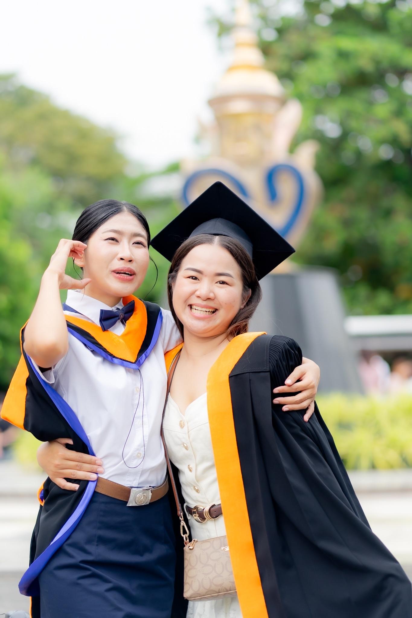 ผลงานรับปริญญา มหาวิทยาลัยมหิดล โดย Ptim ภาพที่ 5