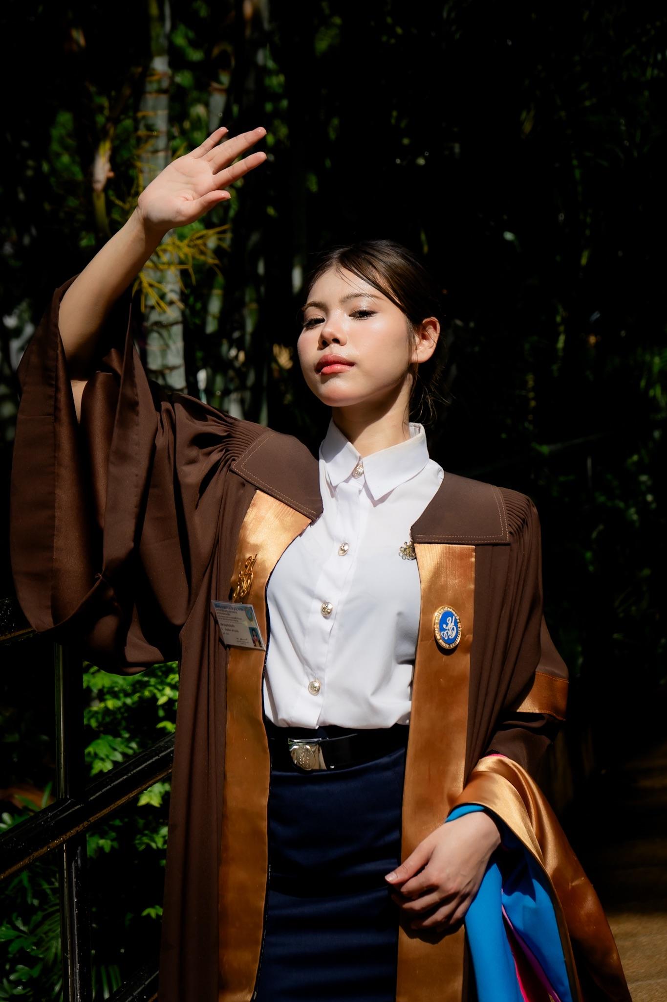 ผลงานรับปริญญา โดย Ptim ภาพที่ 5