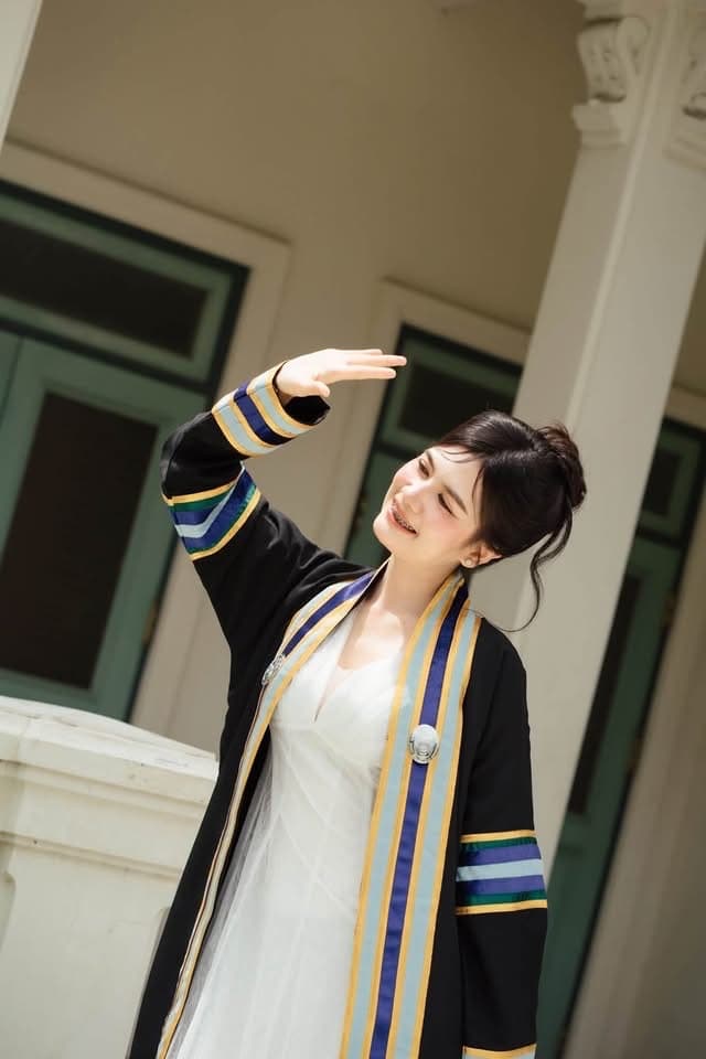 ผลงานรับปริญญา โดย Ptim ภาพที่ 1