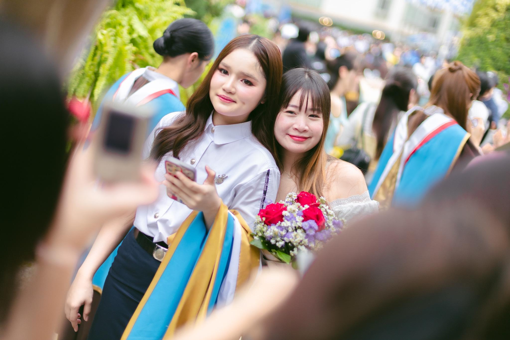 ผลงานรับปริญญา มหาวิทยาลัยสวนดุสิต โดย Kevensyn ภาพที่ 5