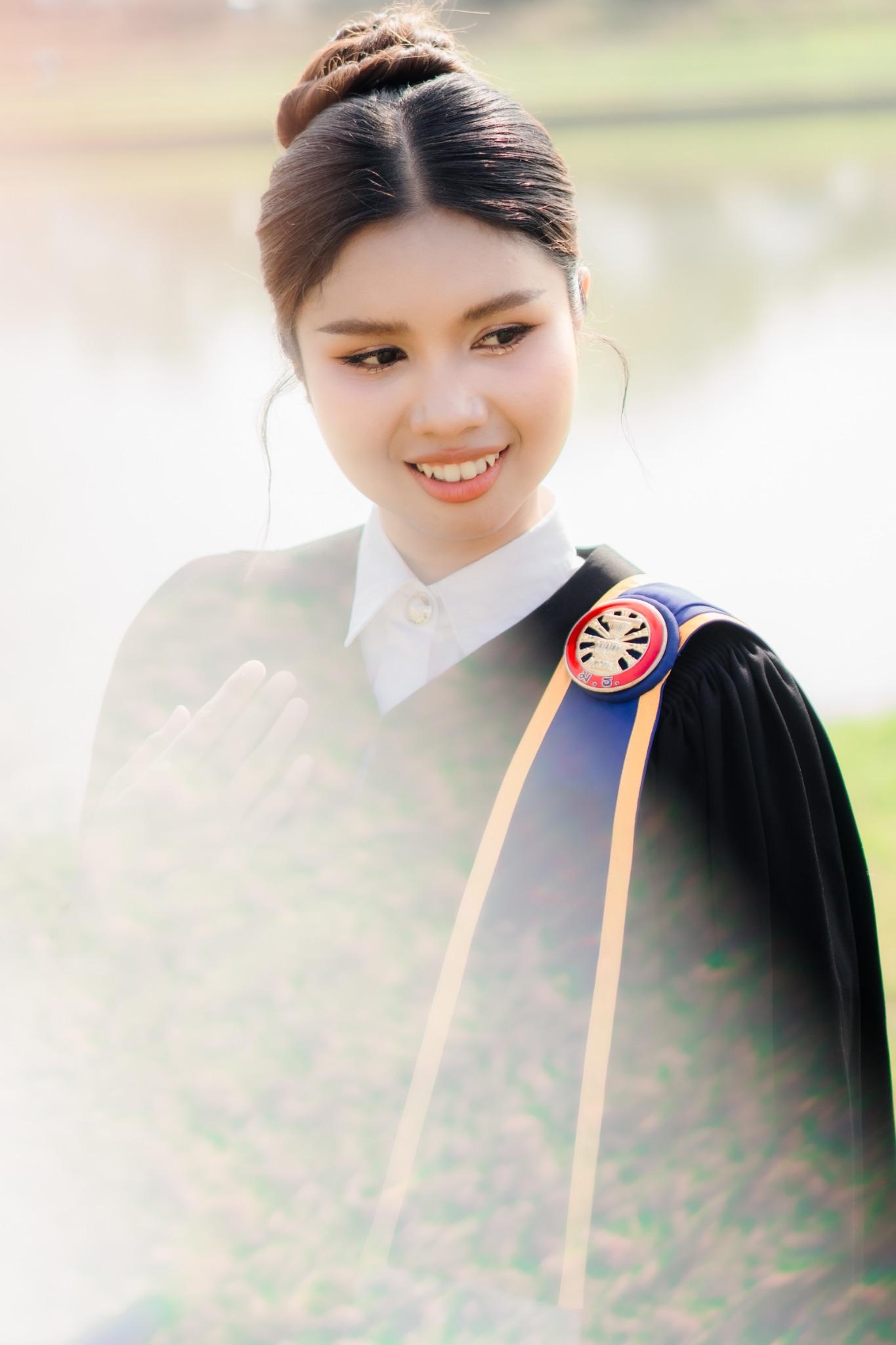 ผลงานรับปริญญา มหาวิทยาลัยธรรมศาสตร์ โดย Kevensyn ภาพที่ 8