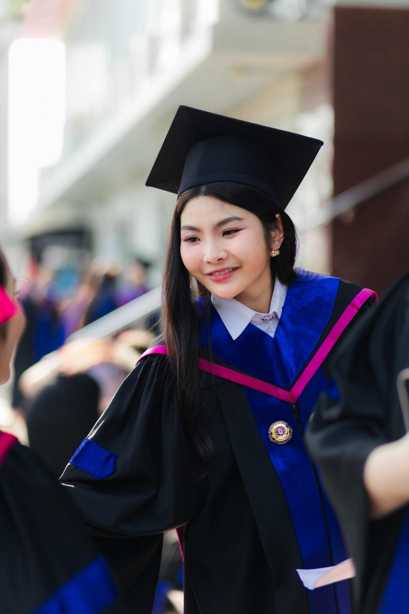 ผลงานรับปริญญา มหาวิทยาลัยปทุมธานี โดย Kevensyn ภาพที่ 5