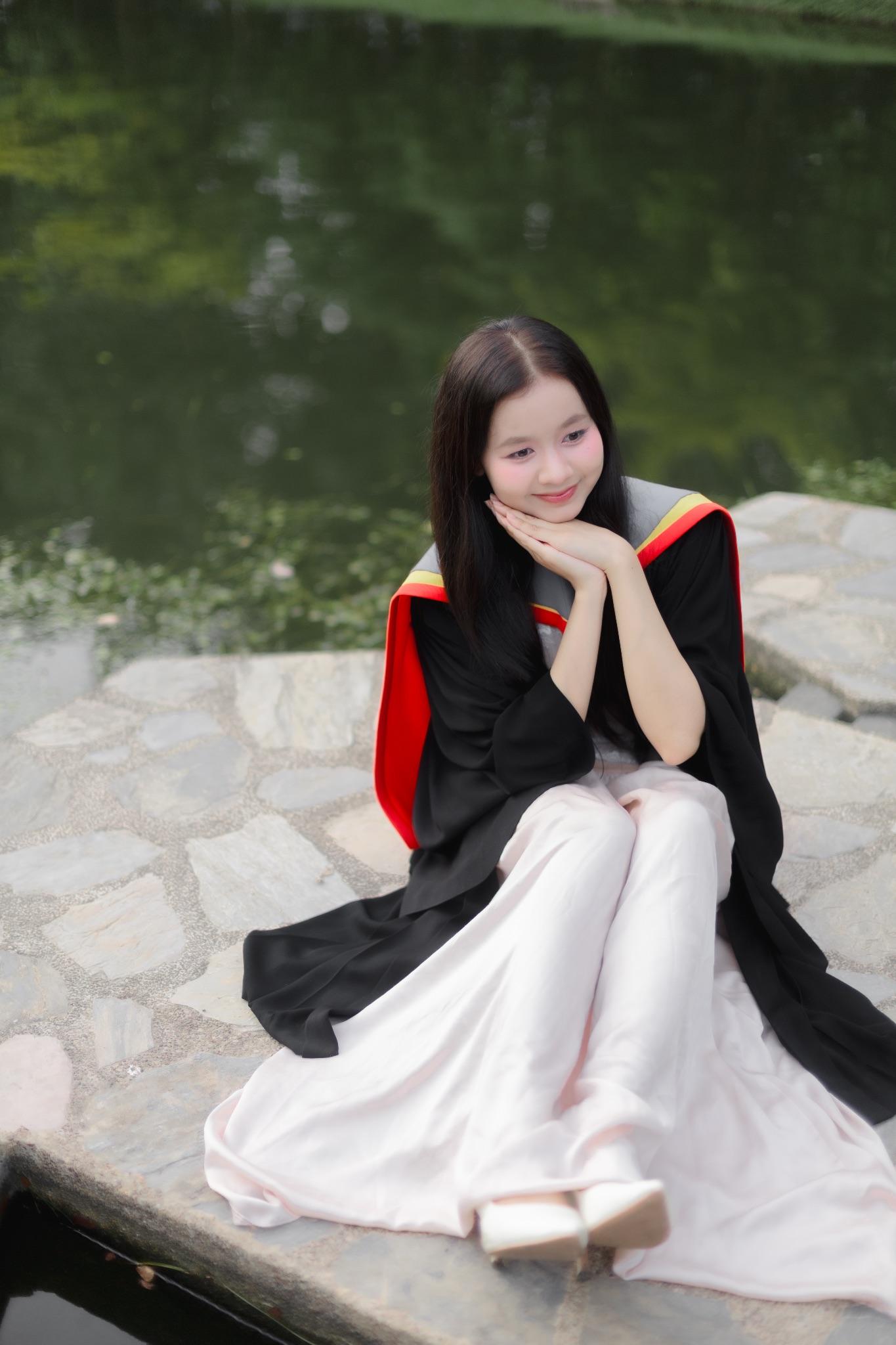 ผลงานรับปริญญา มหาวิทยาลัยศรีนครินทรวิโรฒ โดย Kevensyn ภาพที่ 3
