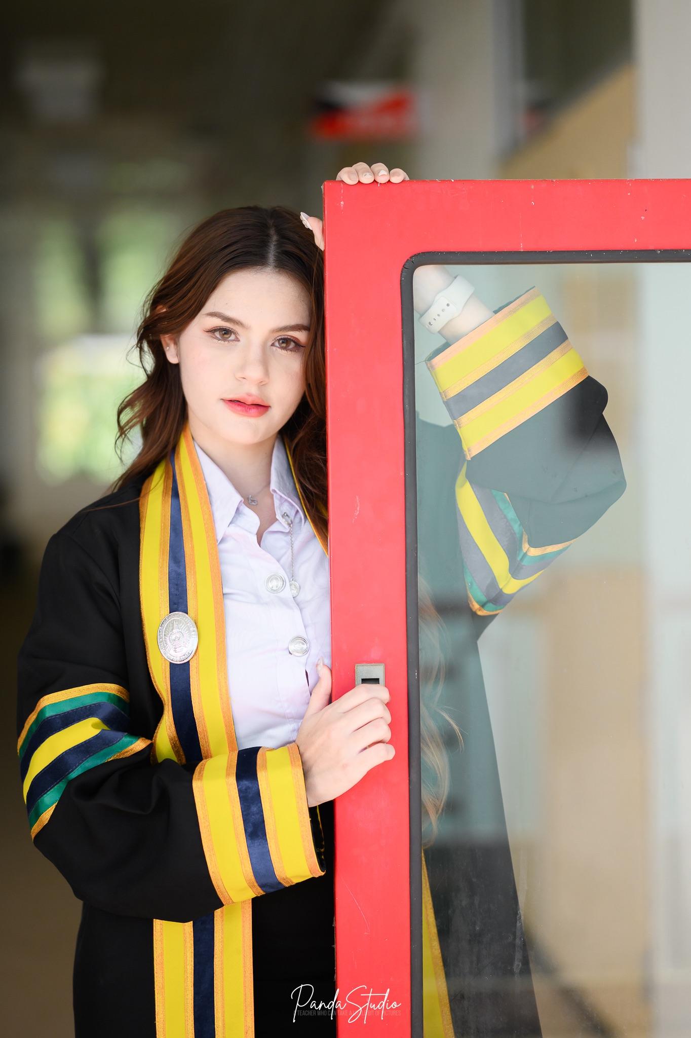 ผลงานรับปริญญา มหาวิทยาลัยราชภัฏเพชรบูรณ์ โดย PandaStudio🐼 ภาพที่ 8