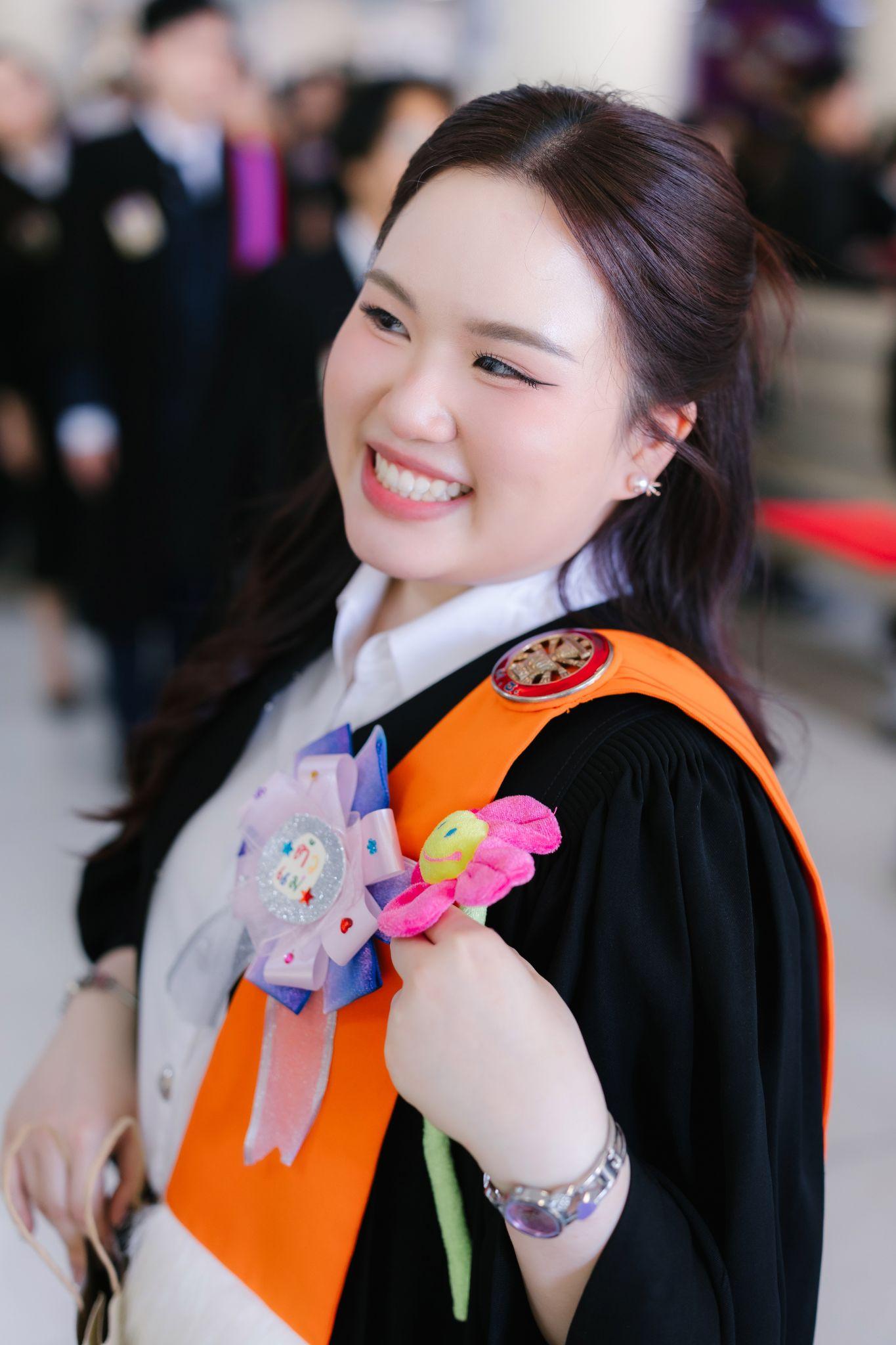 ผลงานรับปริญญา มหาวิทยาลัยธรรมศาสตร์ โดย thnk.x ภาพที่ 20