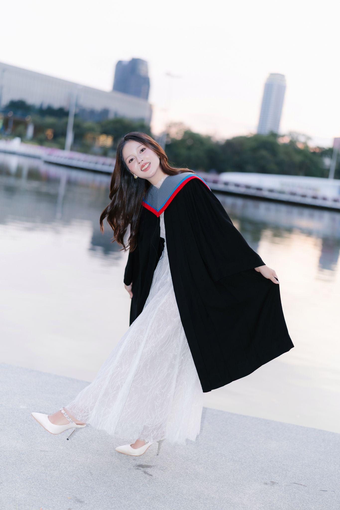 ผลงานรับปริญญา โดย thnk.x ภาพที่ 8