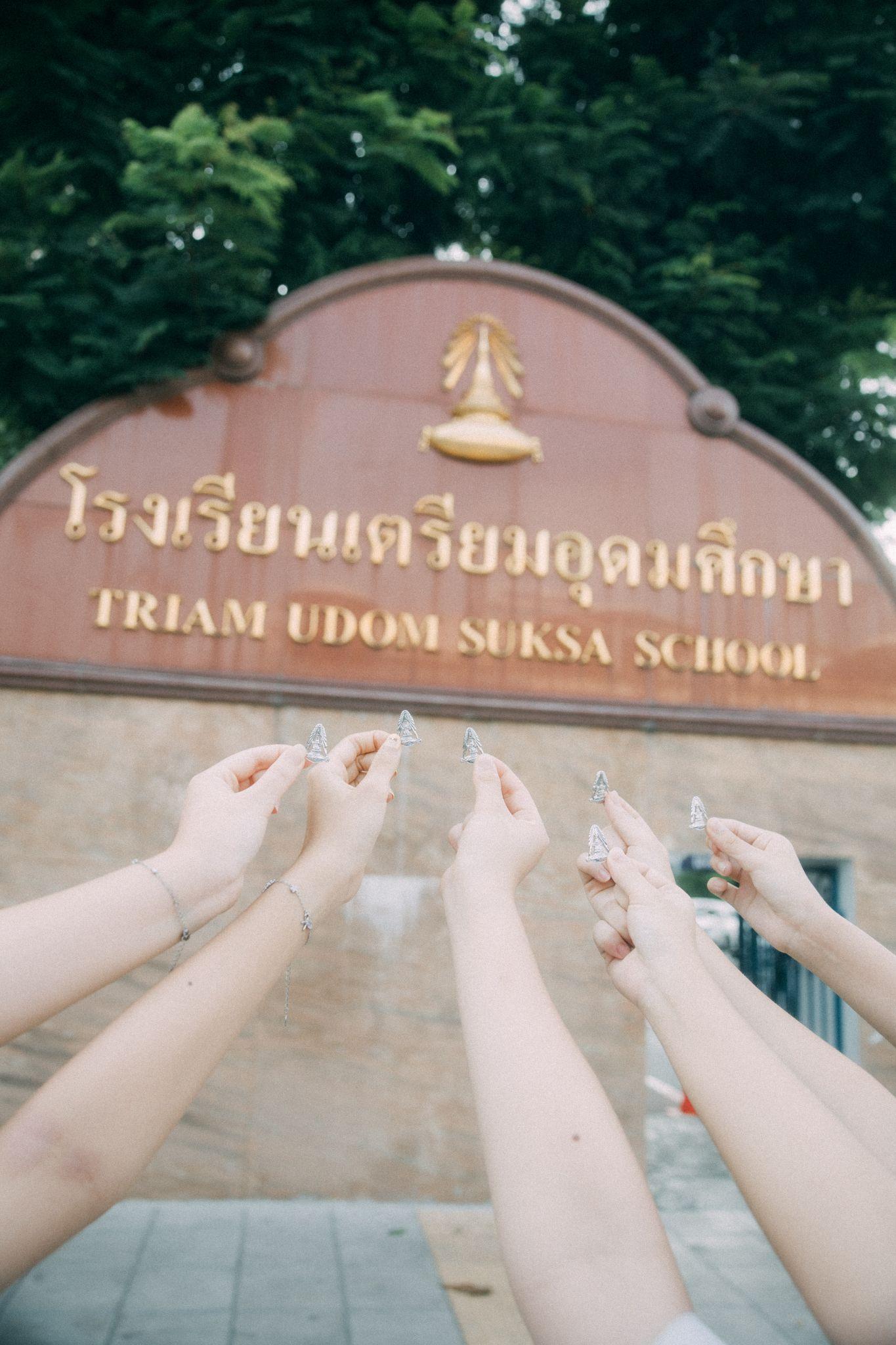 ผลงานรับปริญญา โรงเรียนเตรียมอุดมศึกษา โดย thnk.x ภาพที่ 19
