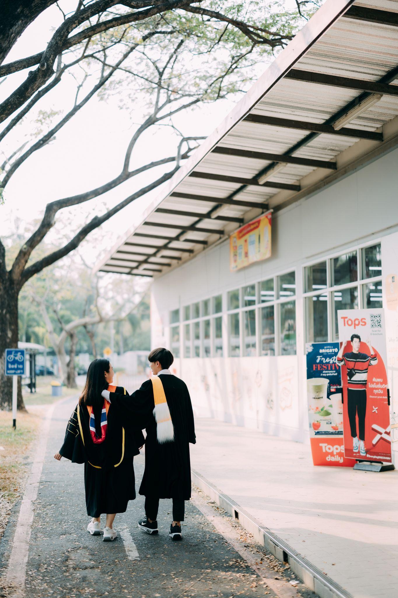 ผลงานรับปริญญา มหาวิทยาลัยธรรมศาสตร์ โดย thnk.x ภาพที่ 2