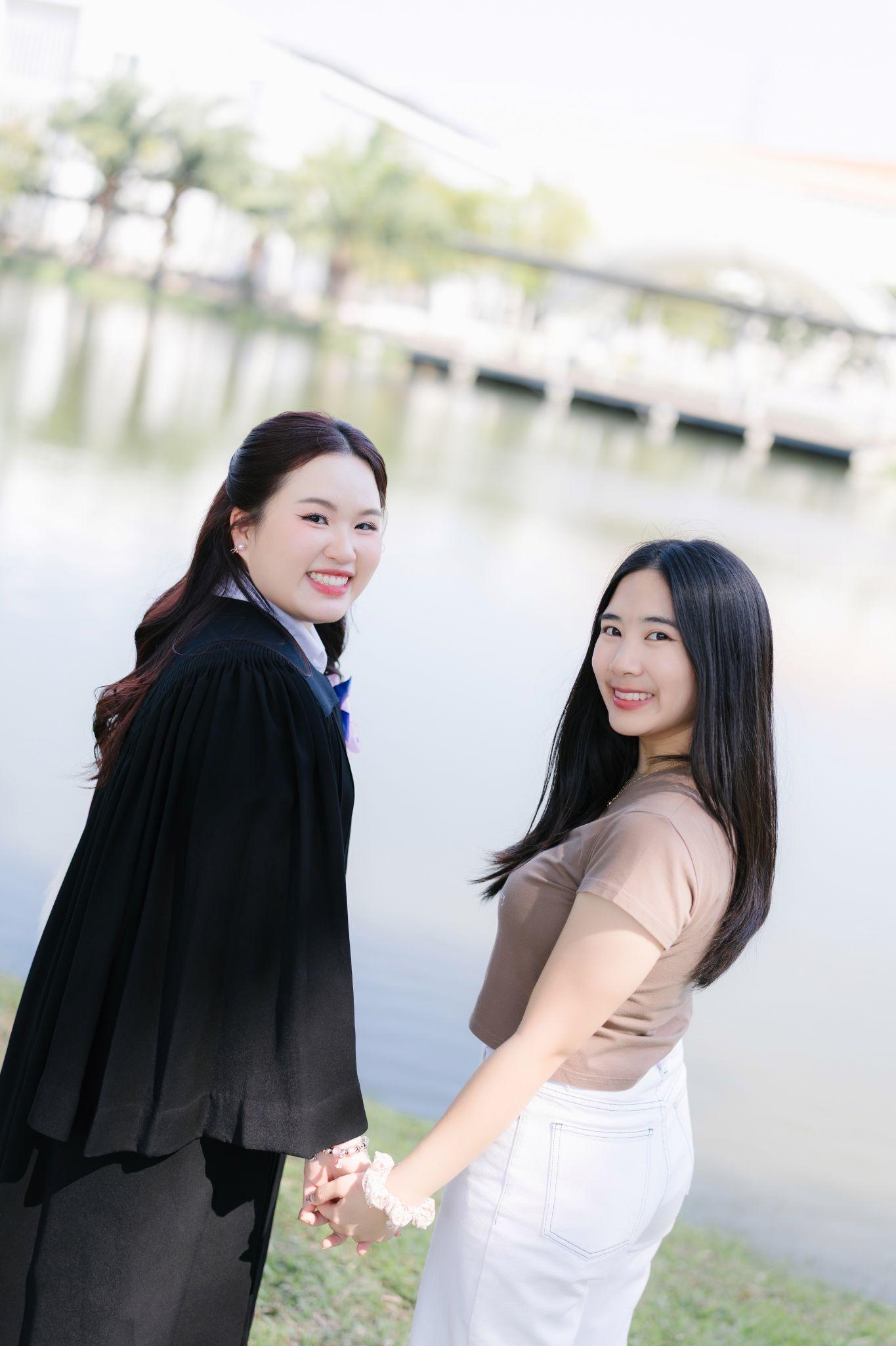 ผลงานรับปริญญา มหาวิทยาลัยธรรมศาสตร์ โดย thnk.x ภาพที่ 10