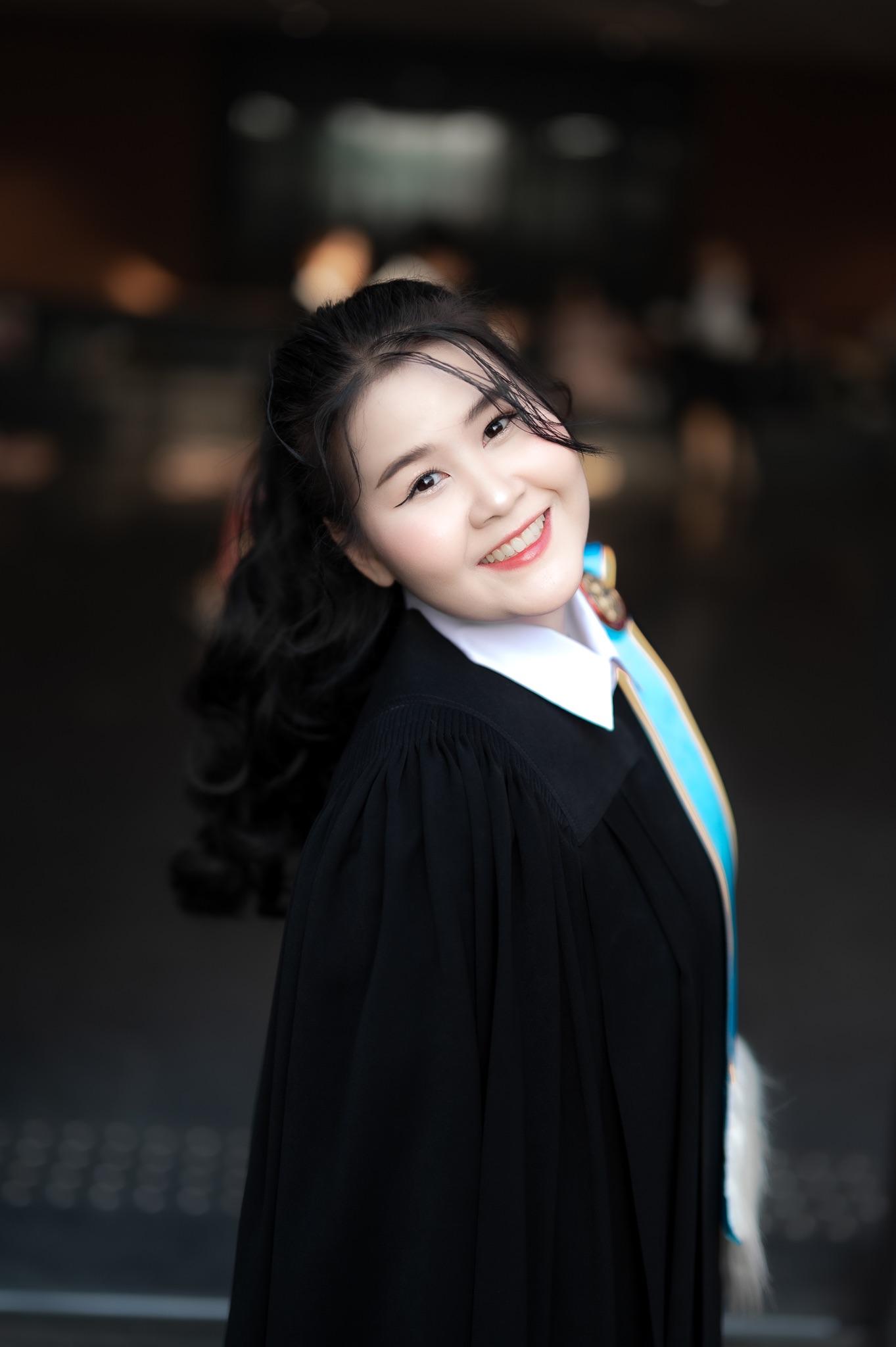 ผลงานรับปริญญา มหาวิทยาลัยธรรมศาสตร์ โดย NSNAP ภาพที่ 4