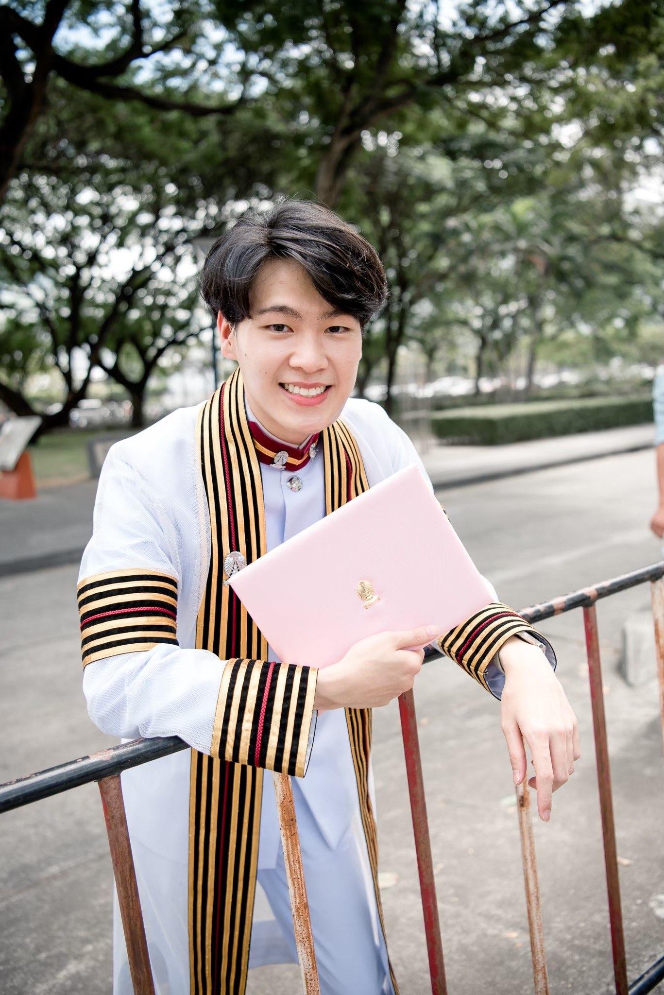 ผลงานรับปริญญา จุฬาลงกรณ์มหาวิทยาลัย โดย NSNAP ภาพที่ 2