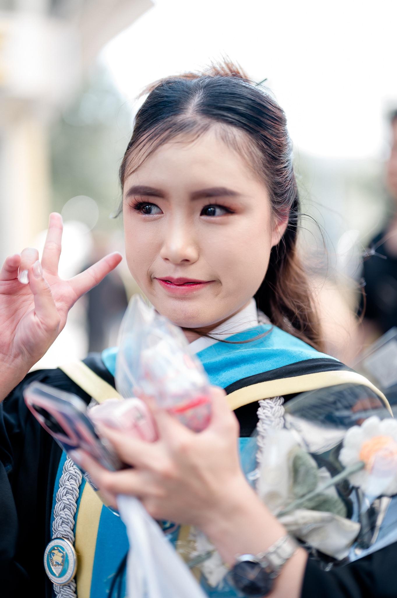 ผลงานรับปริญญา มหาวิทยาลัยหอการค้าไทย โดย NSNAP ภาพที่ 1