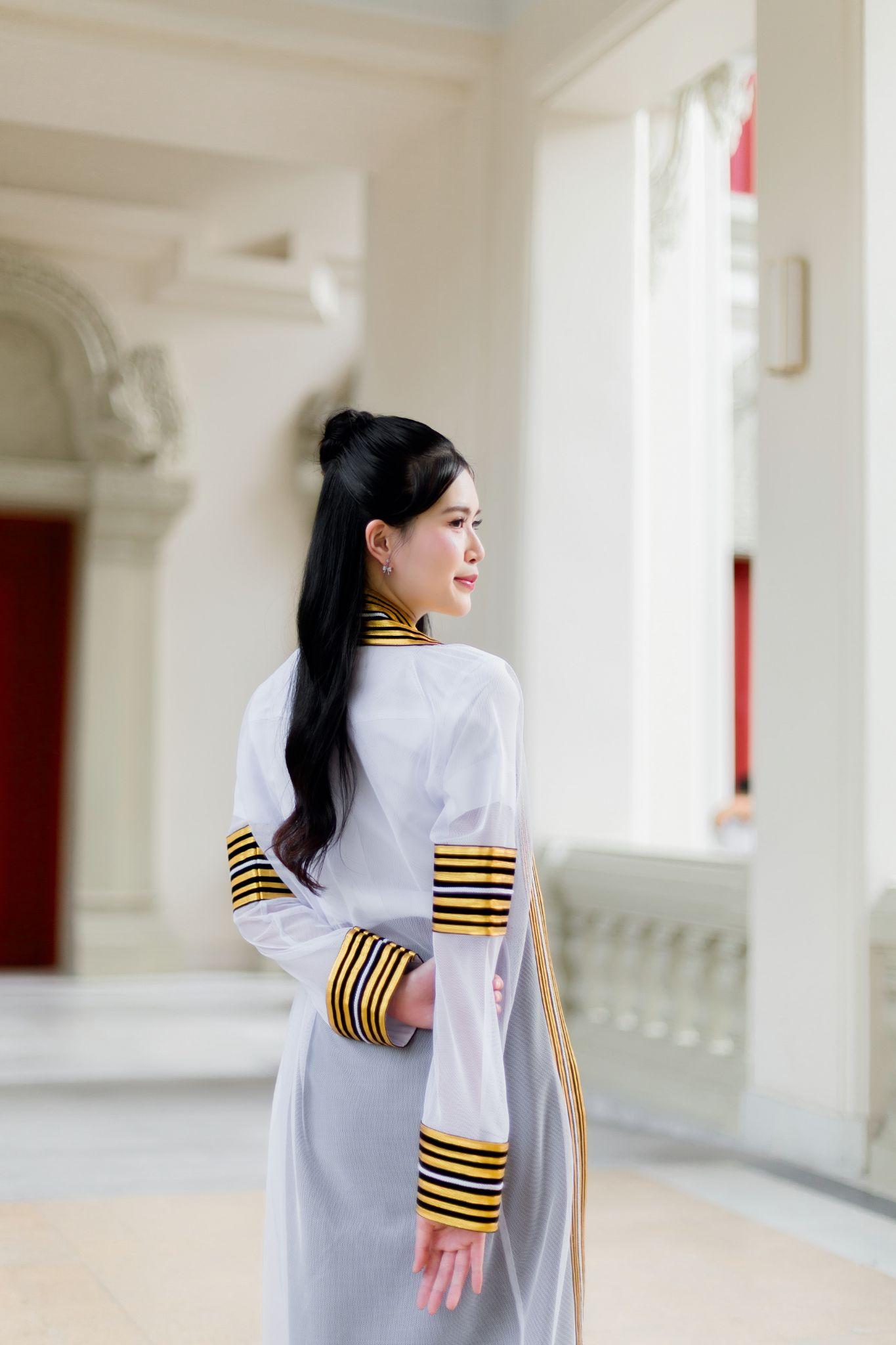 ผลงานรับปริญญา จุฬาลงกรณ์มหาวิทยาลัย โดย Unique99.Gallery ภาพที่ 2